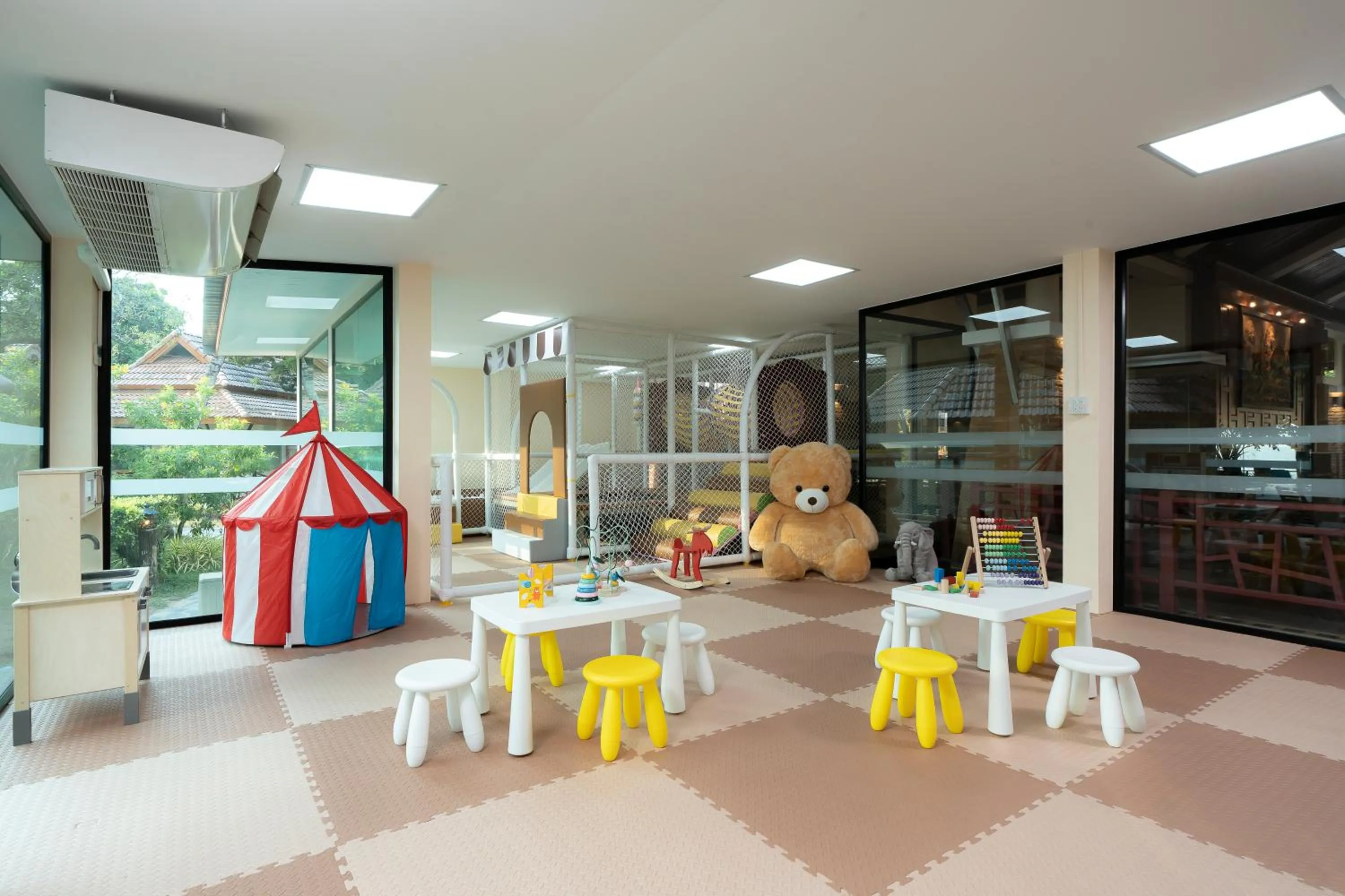 Kids's club in Koh Chang Paradise Hill