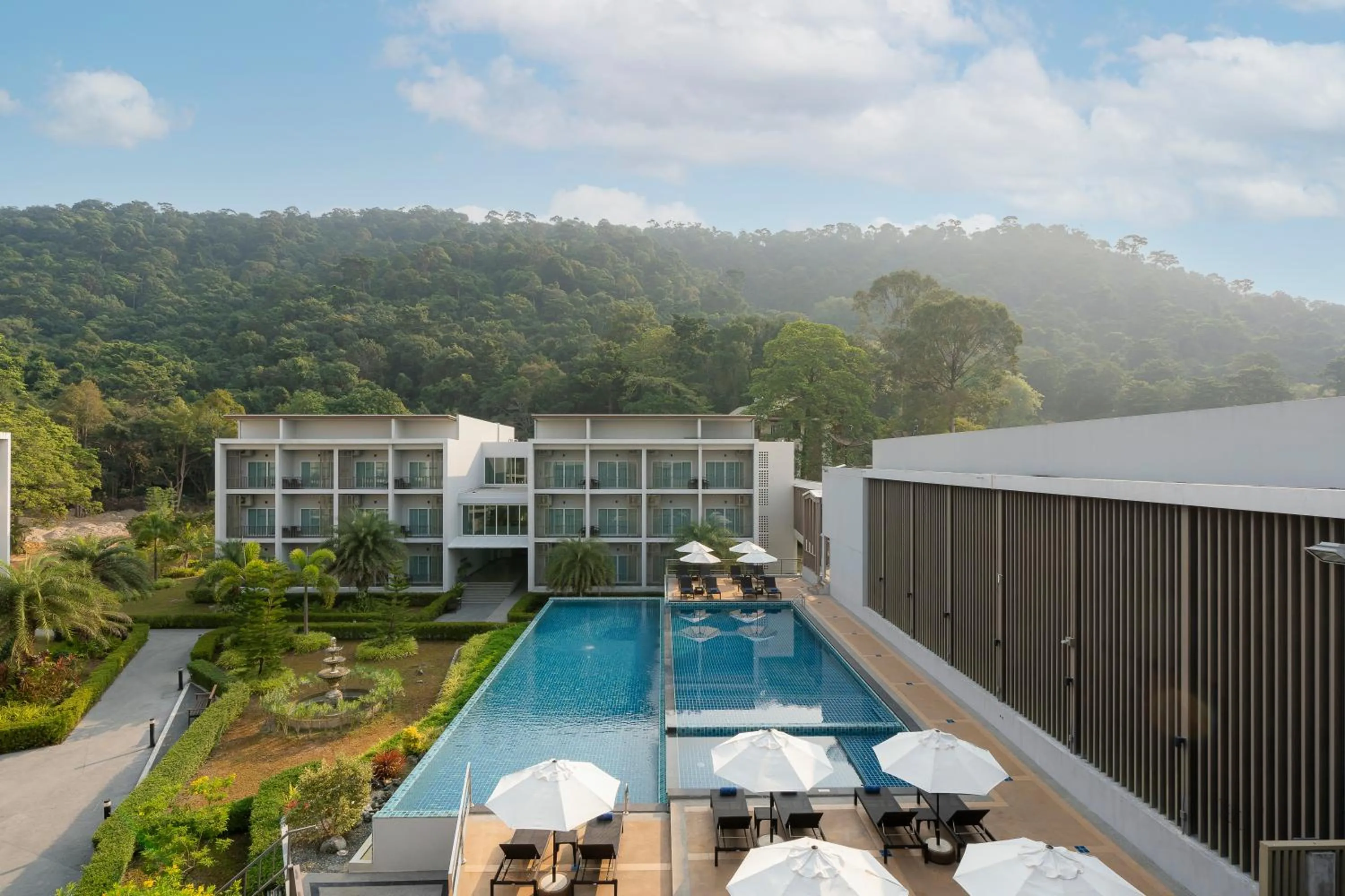 Property building in Koh Chang Paradise Hill