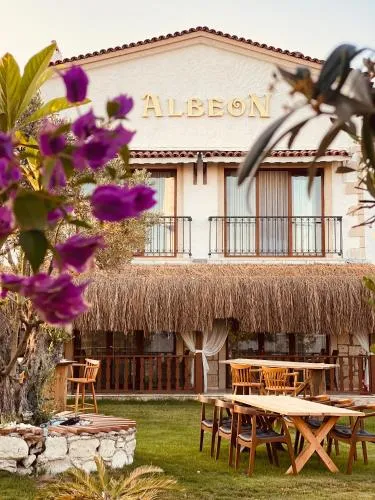 Albeon Luxury Hotel - Alacatı