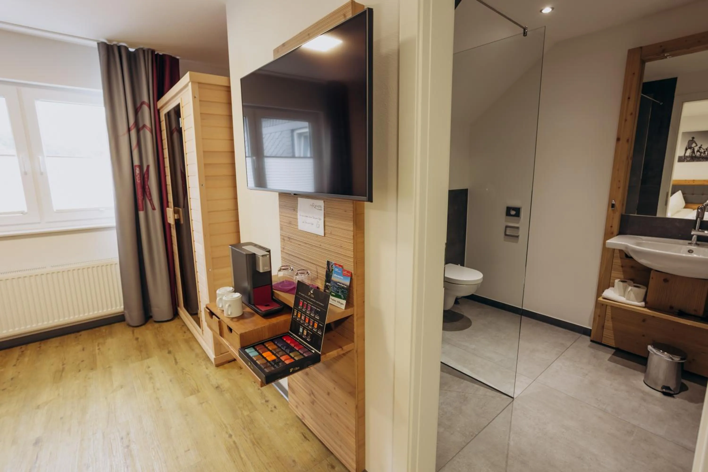 Photo of the whole room in K1 Hotel Willingen