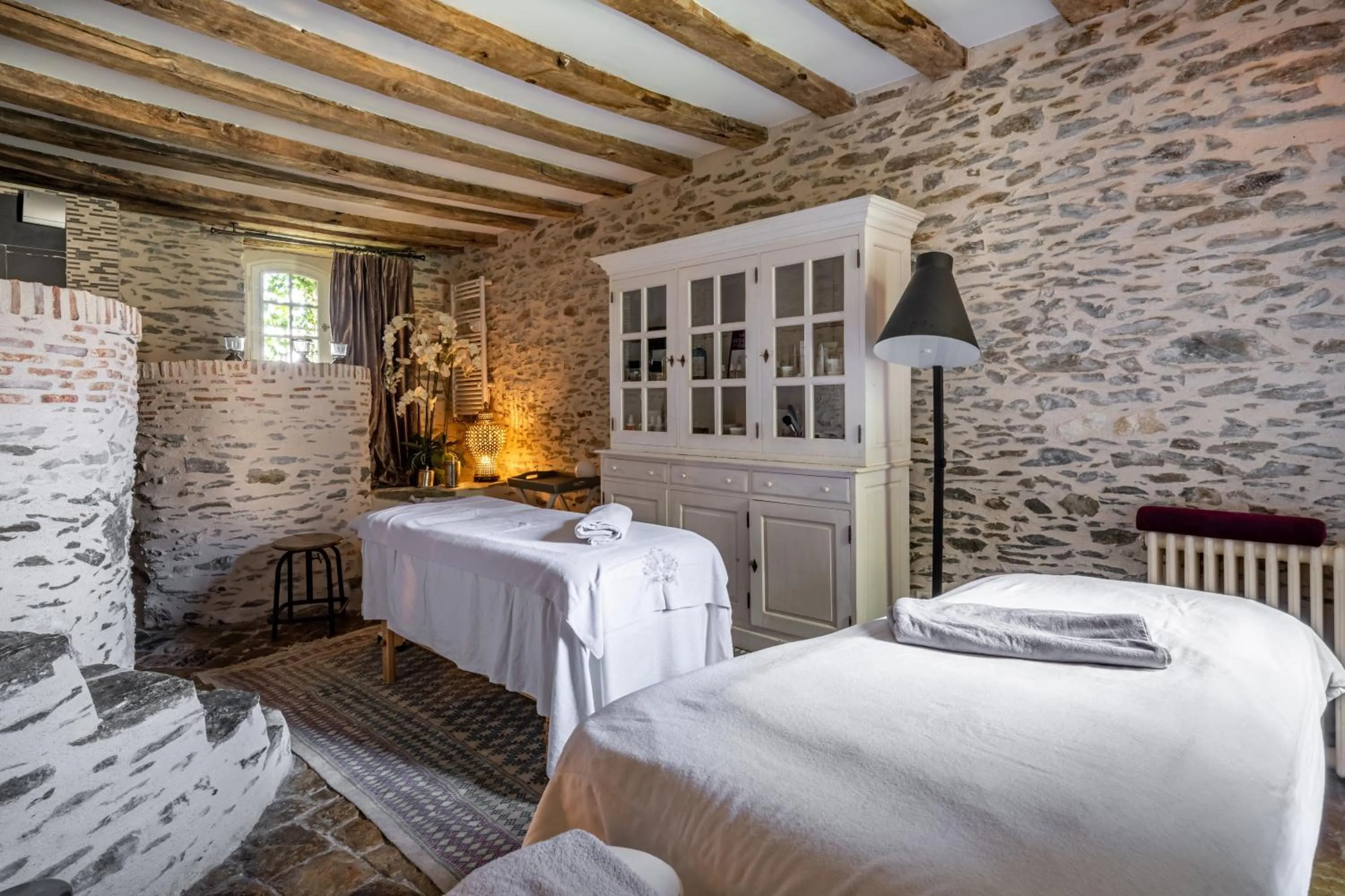 Spa and wellness centre/facilities, Bed in Château de l'Epinay