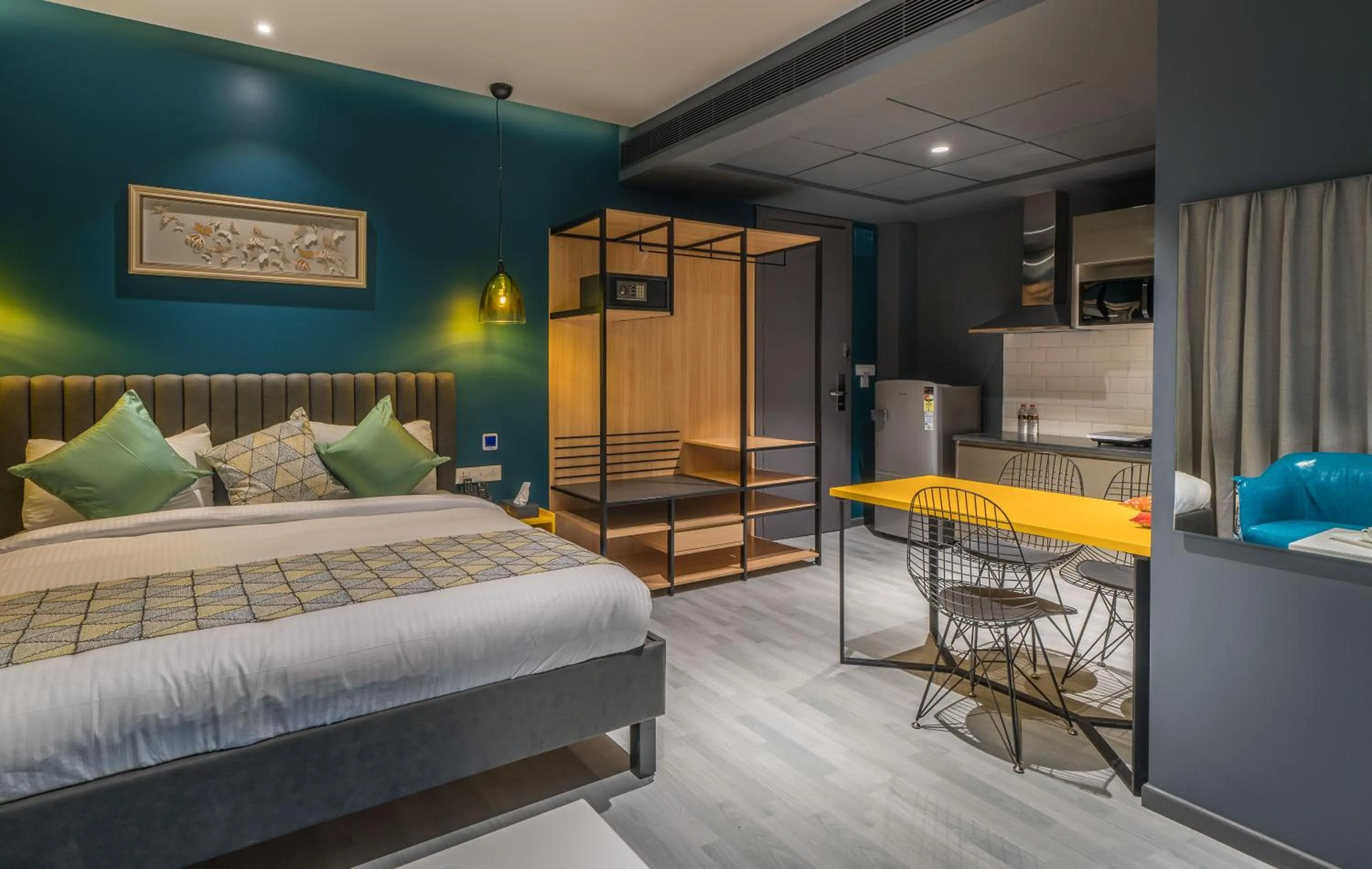 Bed in Hotel B plus L