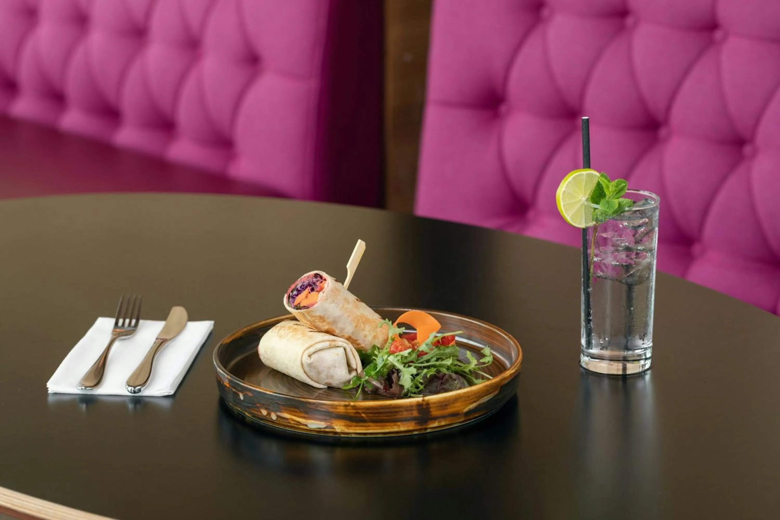 Restaurant/places to eat in Aloft Dublin City