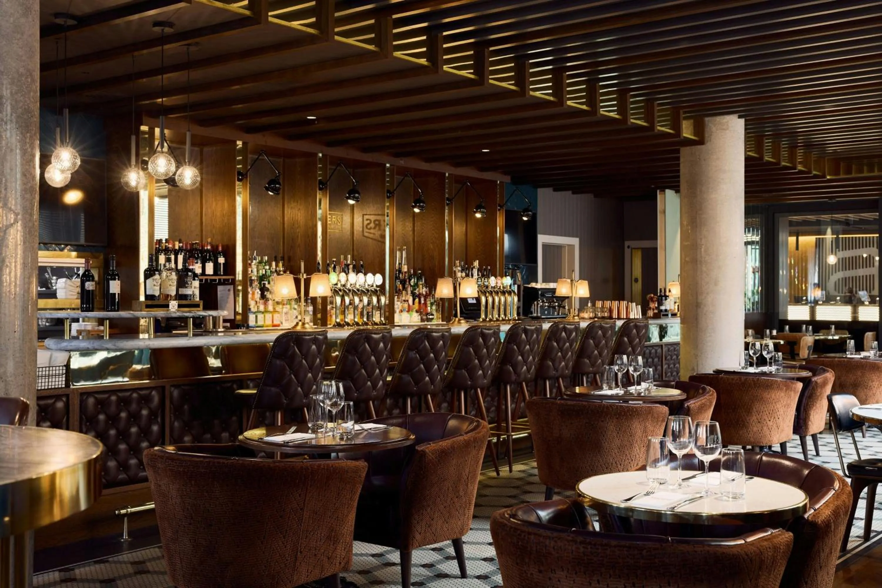 Lounge or bar in Aloft Dublin City