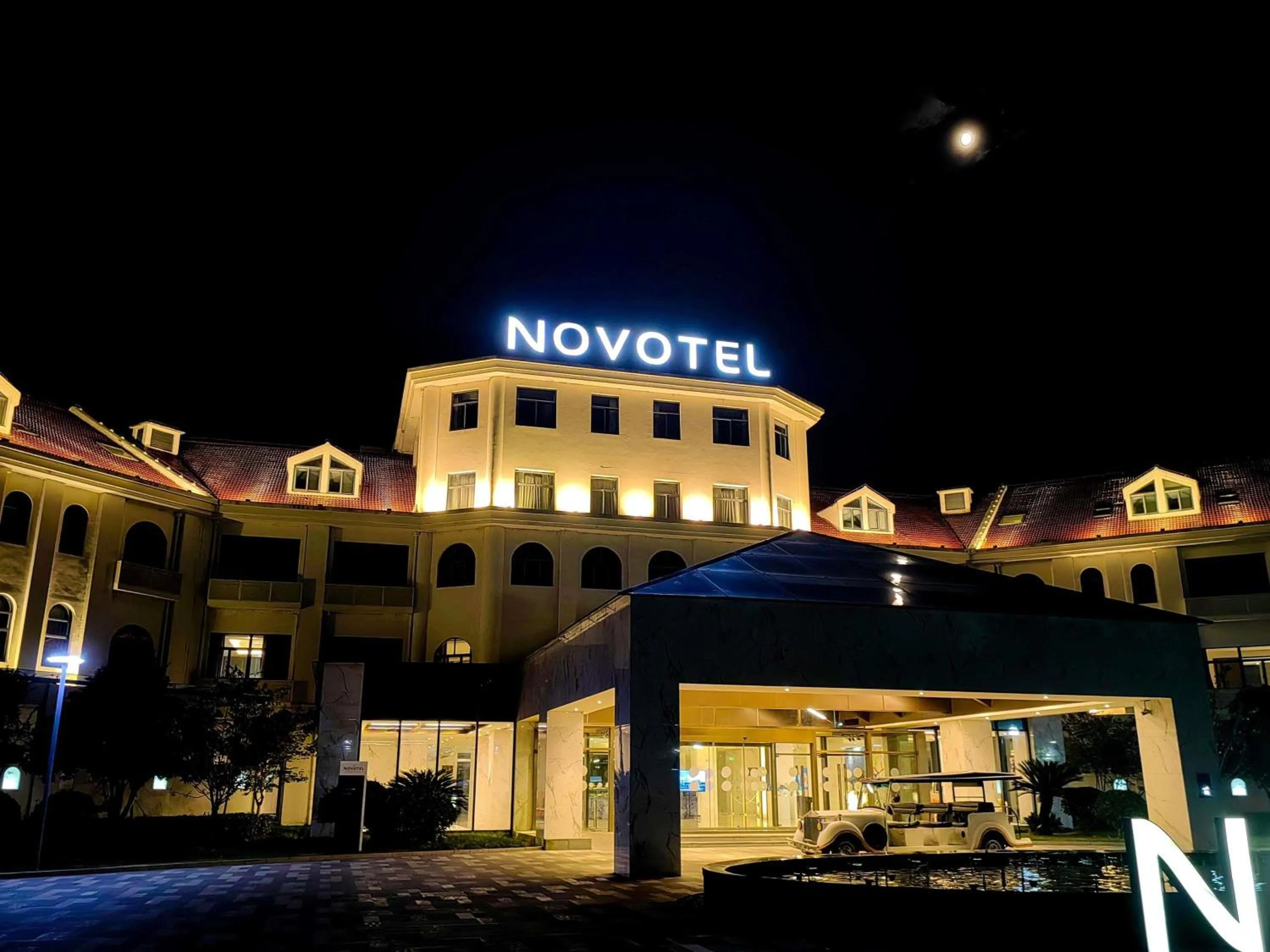 Property building in Novotel Suzhou Tai Lake Santeh