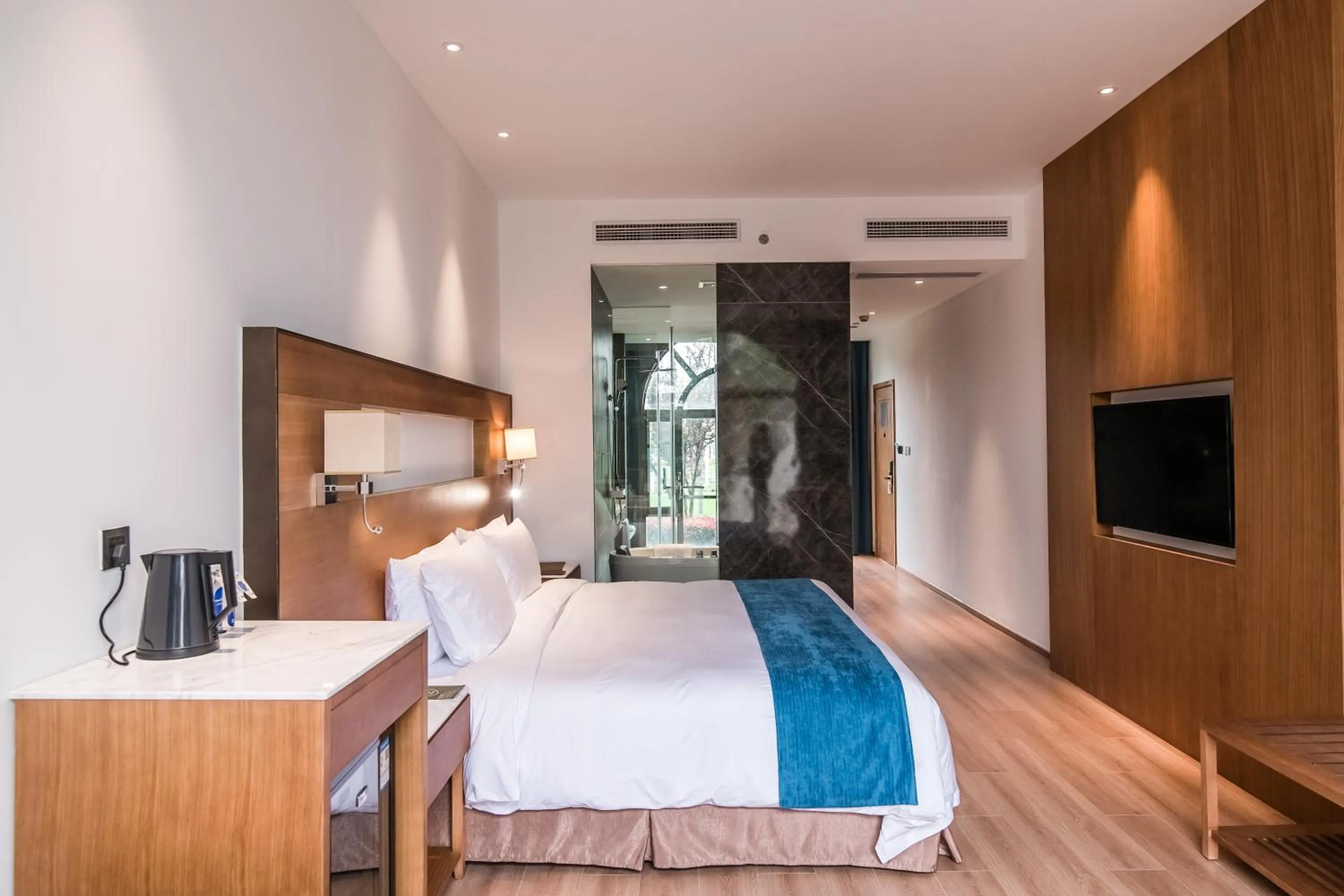 Photo of the whole room in Novotel Suzhou Tai Lake Santeh