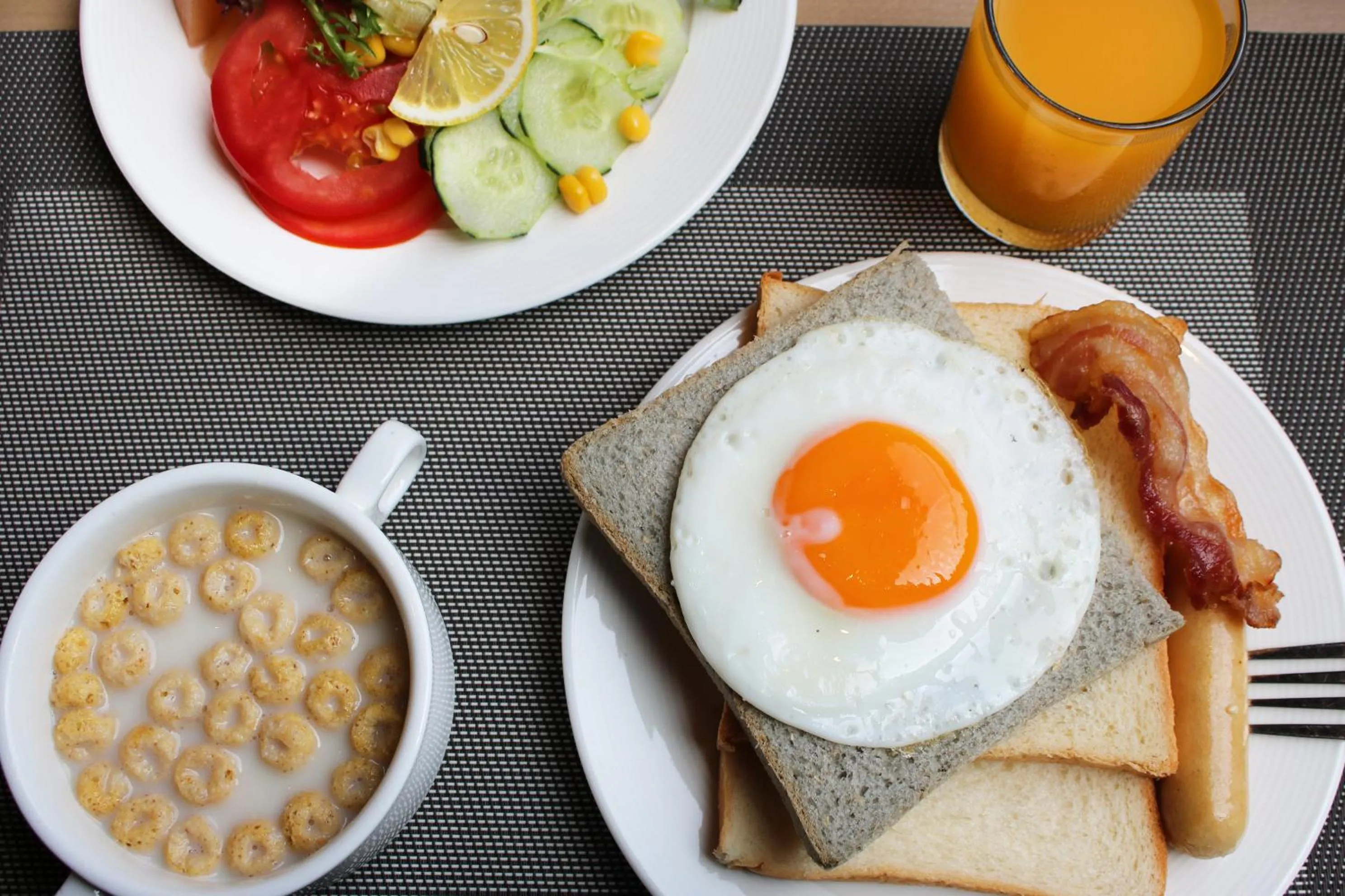 Breakfast in Holiday Inn Resort Yichun Mingyue Mountain by IHG