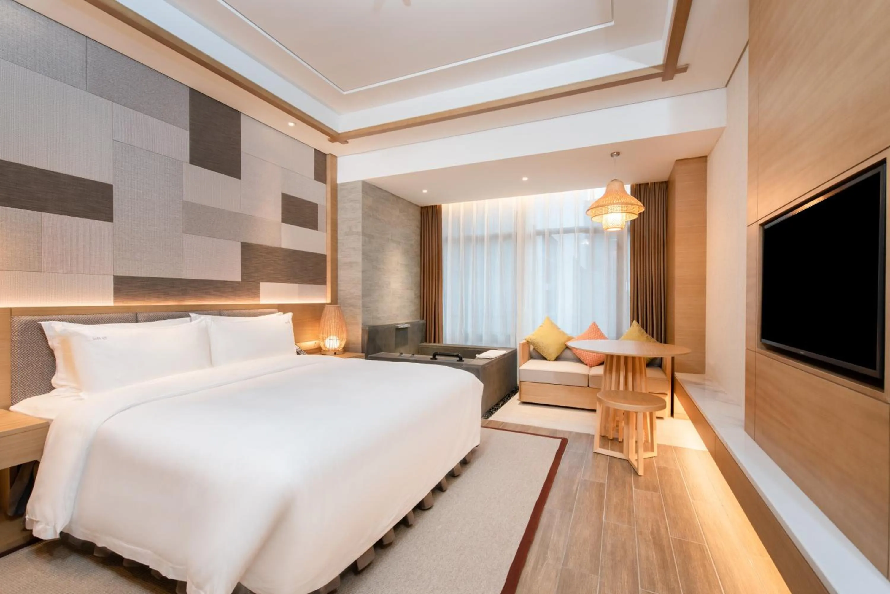Photo of the whole room, Bed in Holiday Inn Resort Yichun Mingyue Mountain by IHG