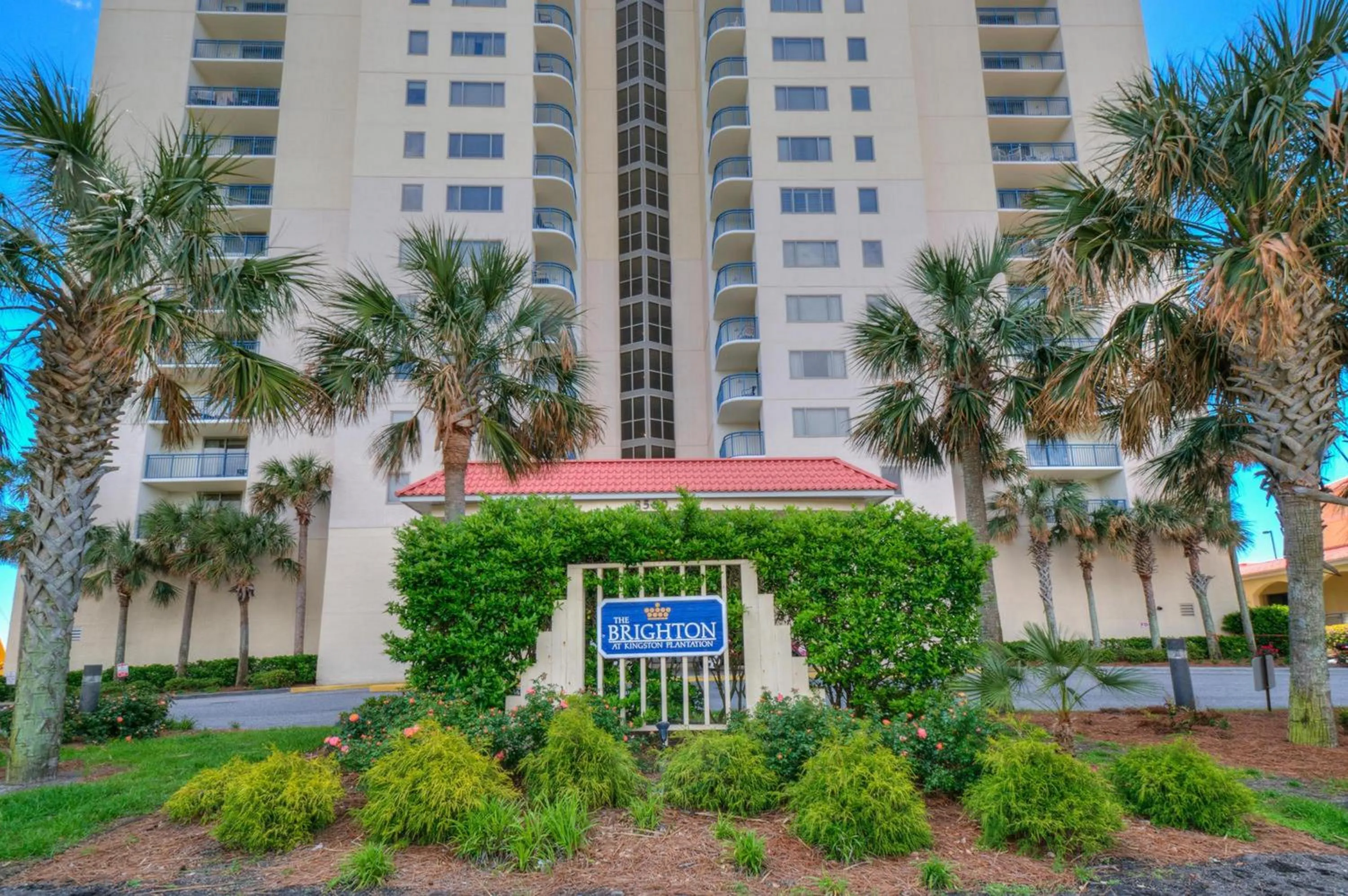 Property building in Palmetto Vacation Rentals at Kingston Plantation