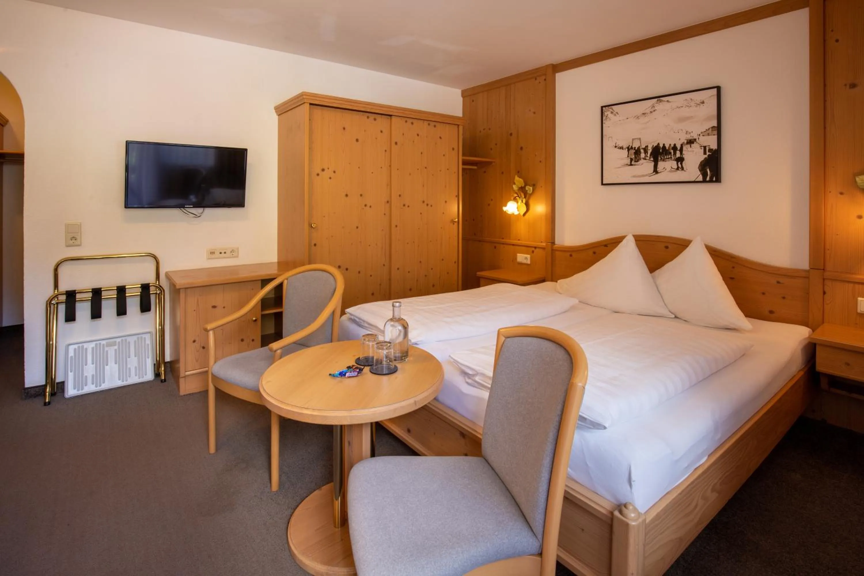 Bed in Hotel Garni Subretta