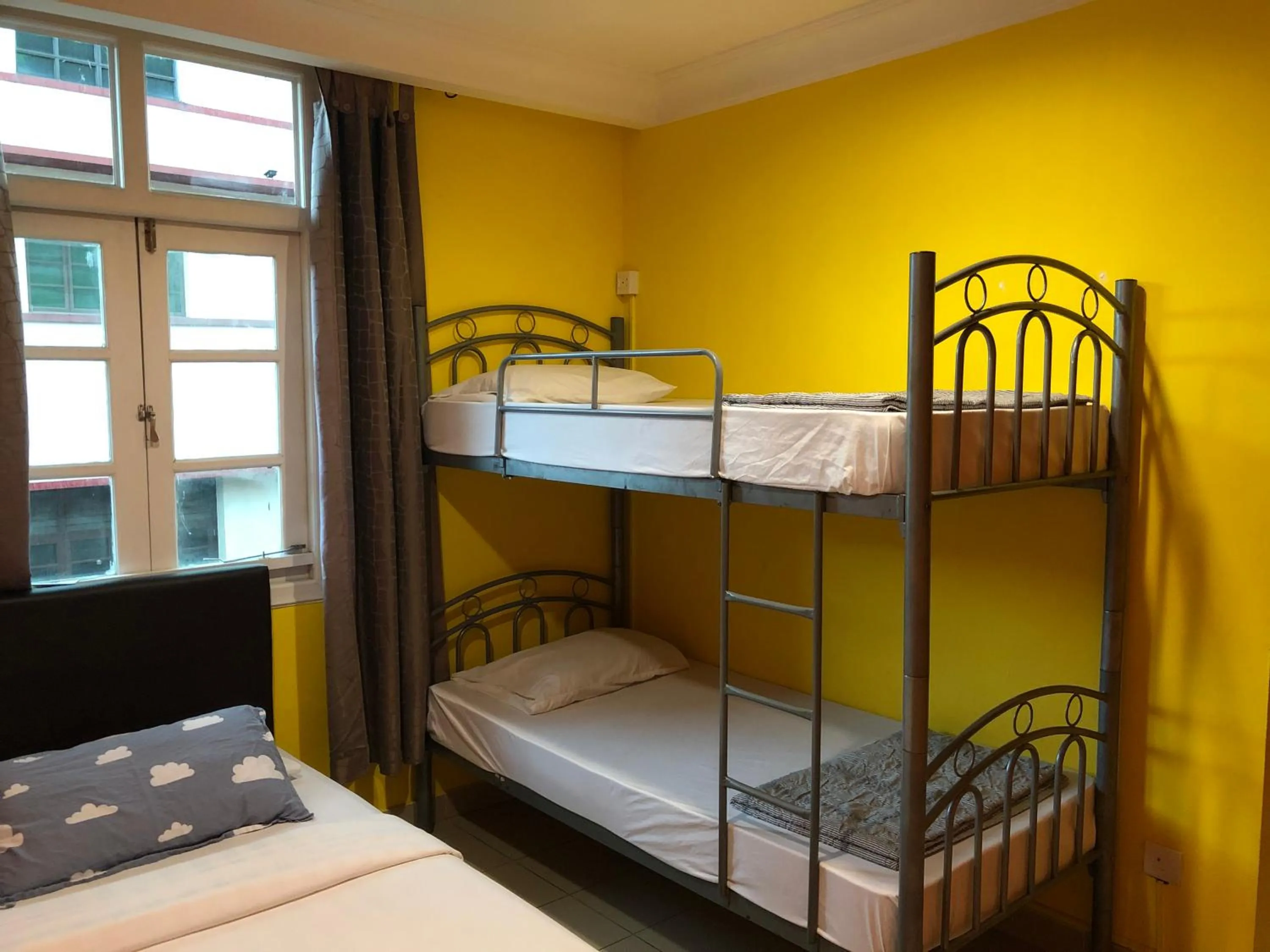 bunk bed in Snooze Inn @Dickson Road