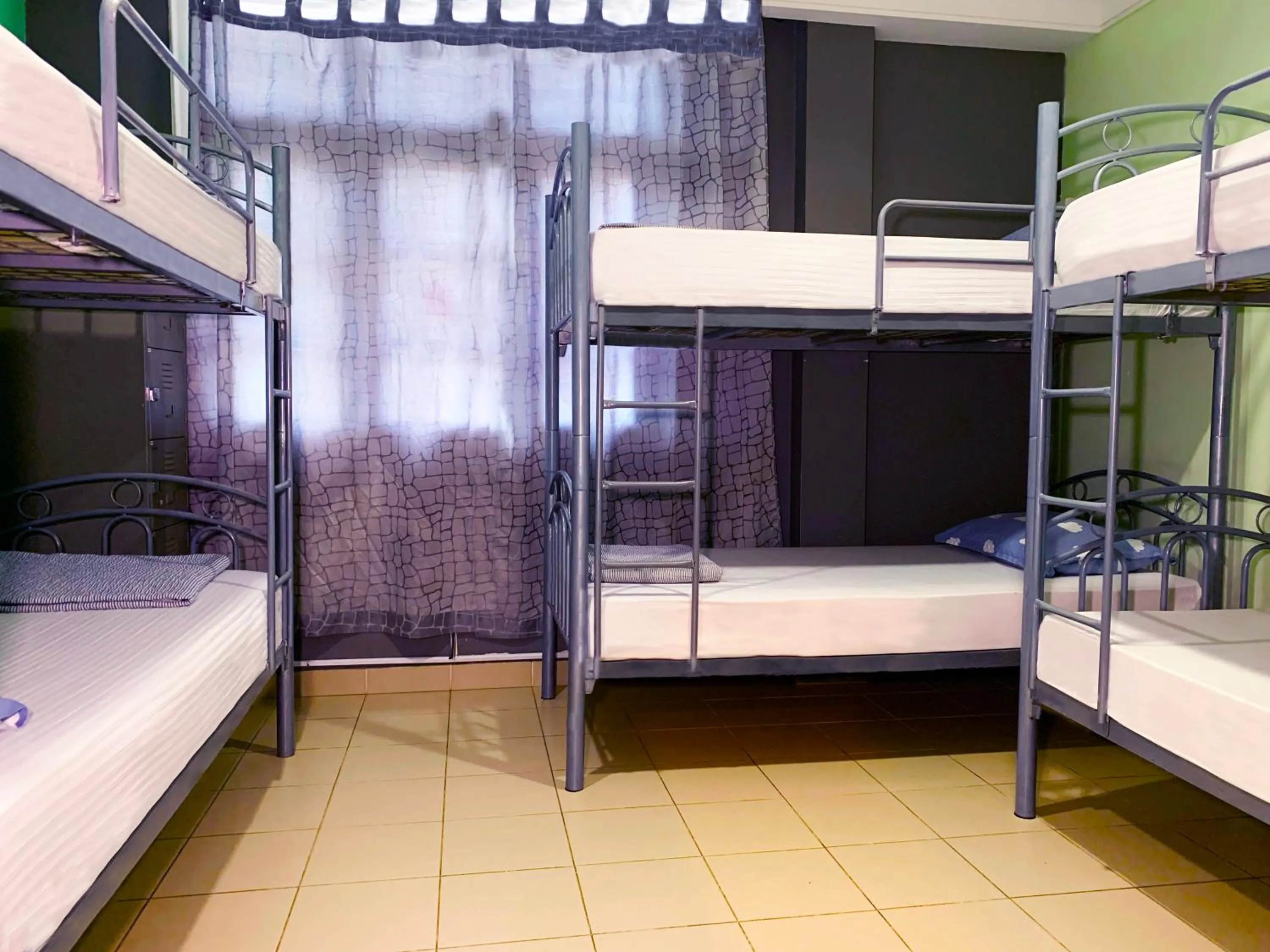 bunk bed in Snooze Inn @Dickson Road