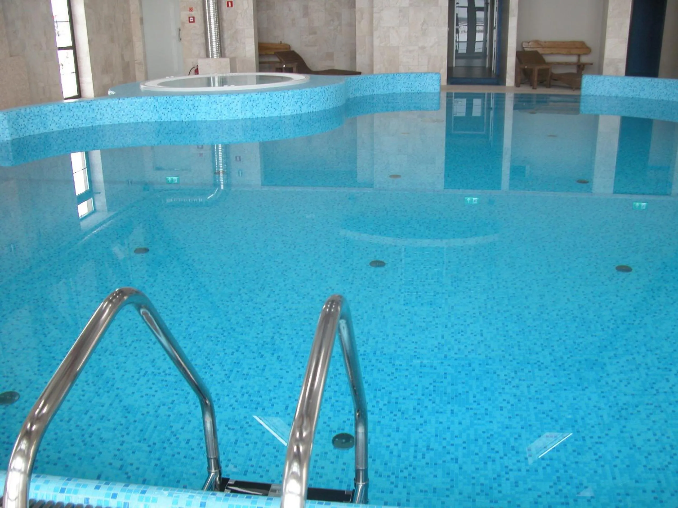 Swimming pool in Dwór Kresowy