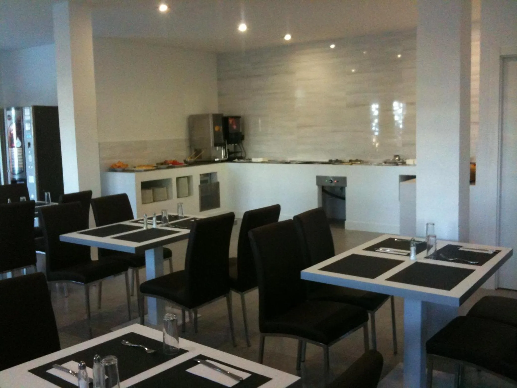 Restaurant/places to eat in Hotel Natursun