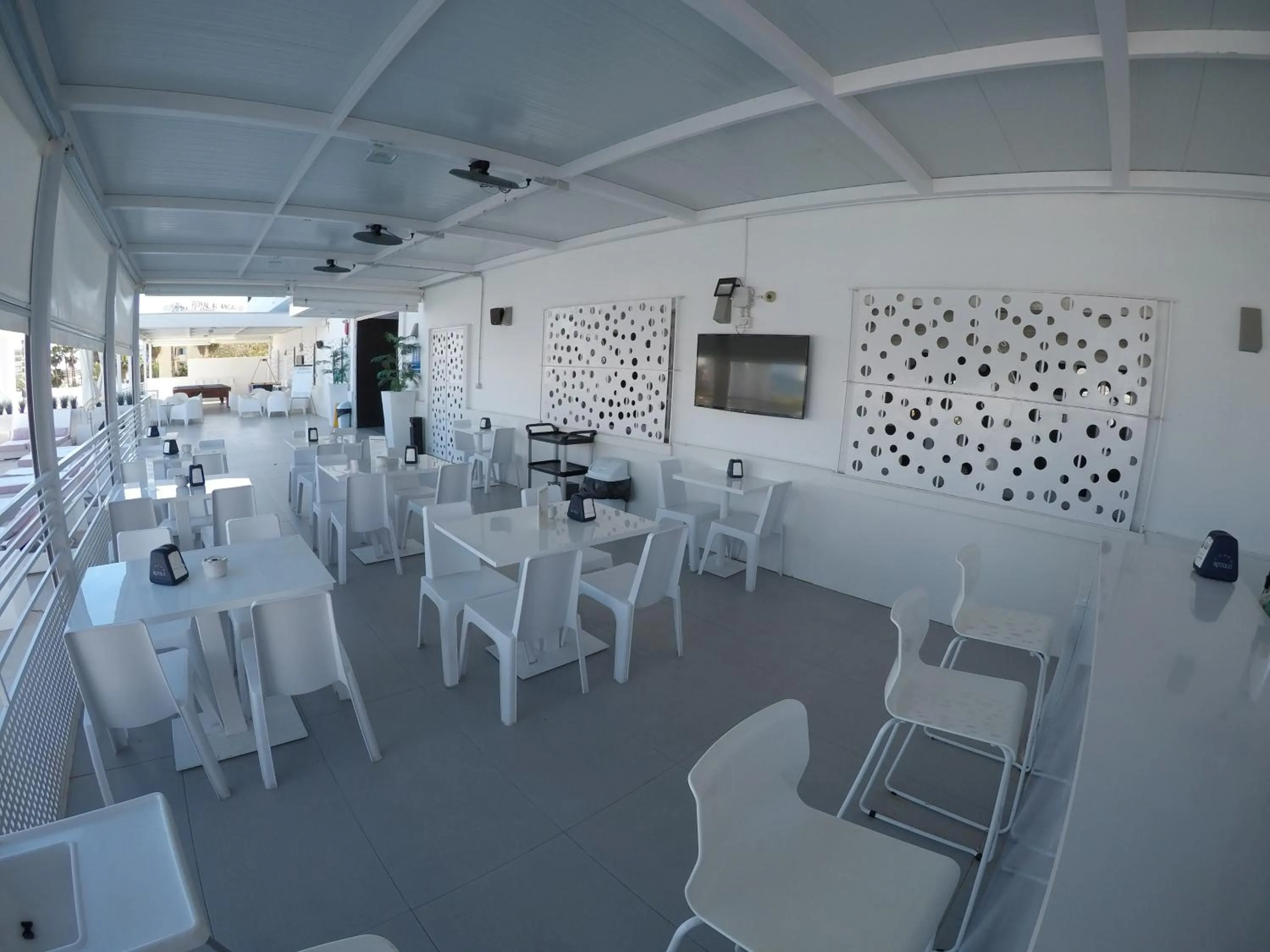 Food and drinks in Hotel Natursun