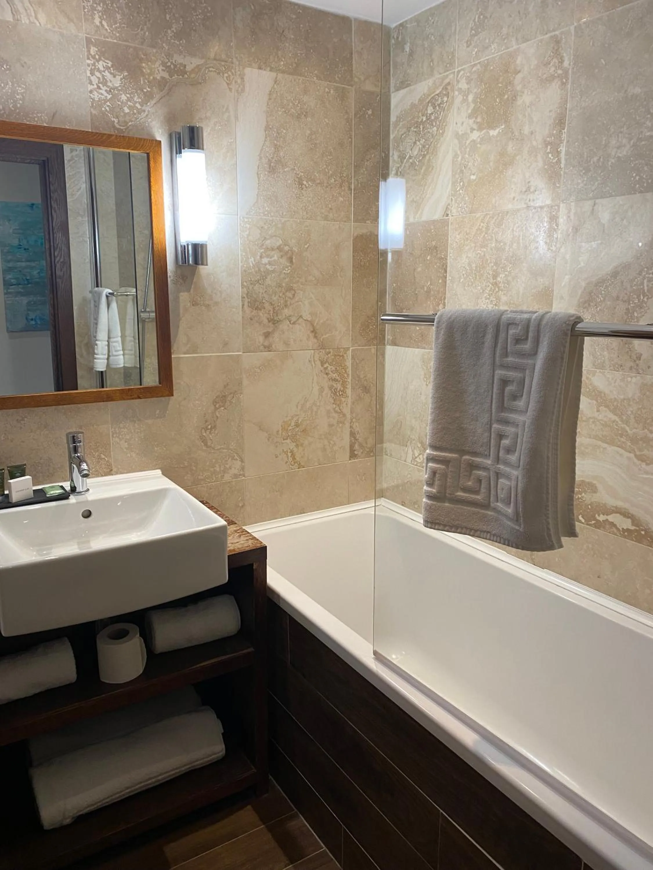 Bathroom in Tomahawk Steakhouse Potto