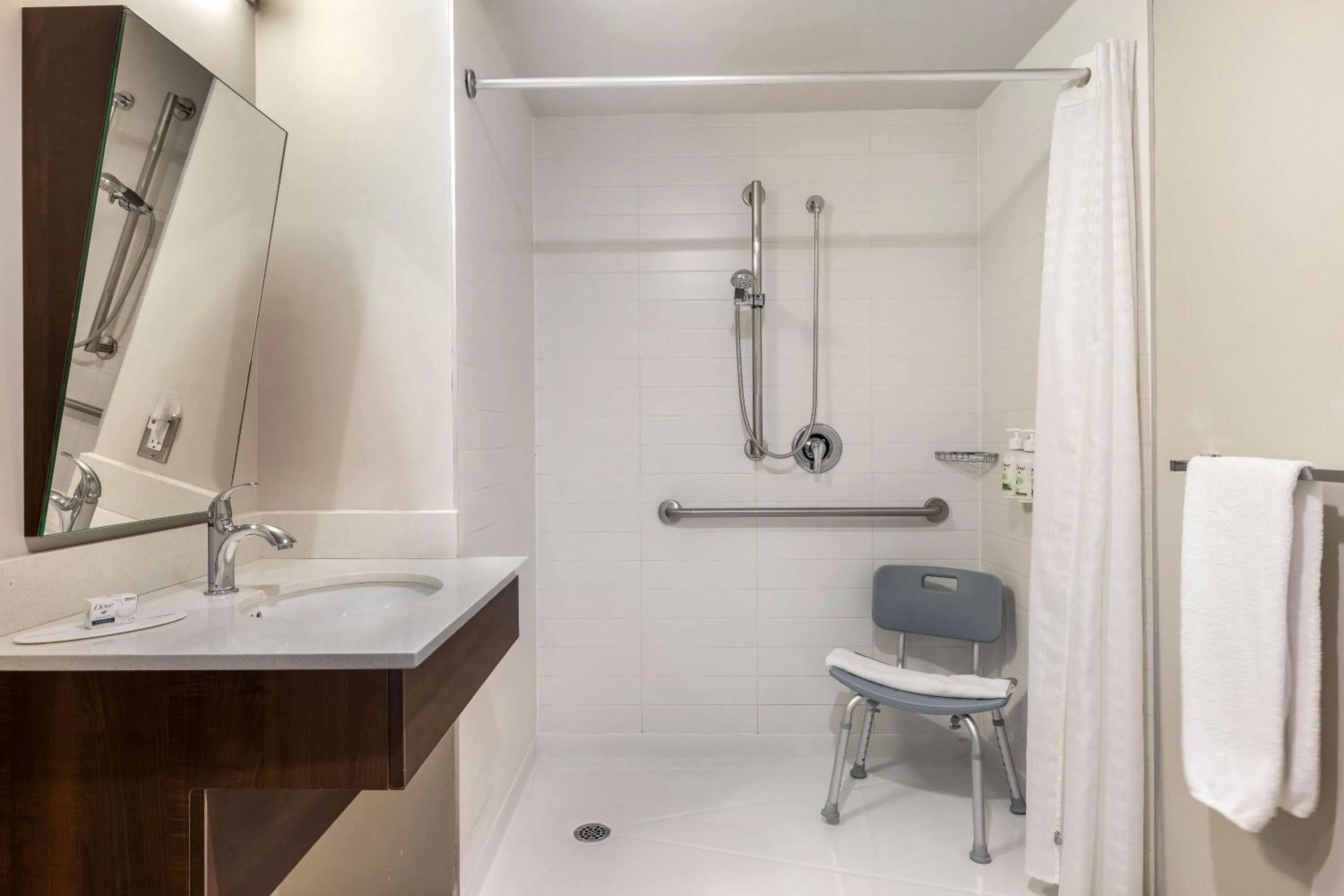 Shower in Microtel Inn & Suites by Wyndham Mont Tremblant