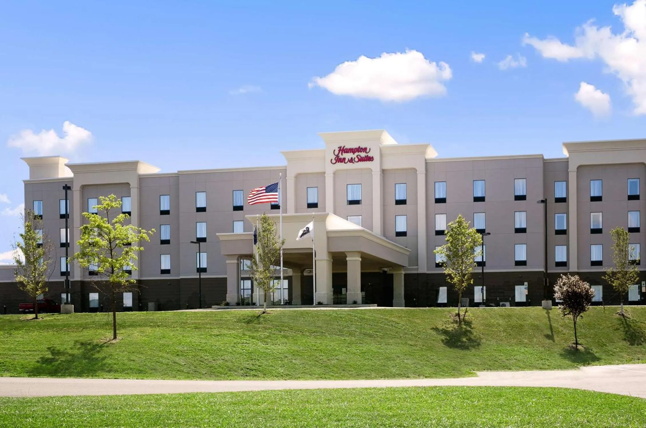Property building in Hampton Inn & Suites - Mansfield