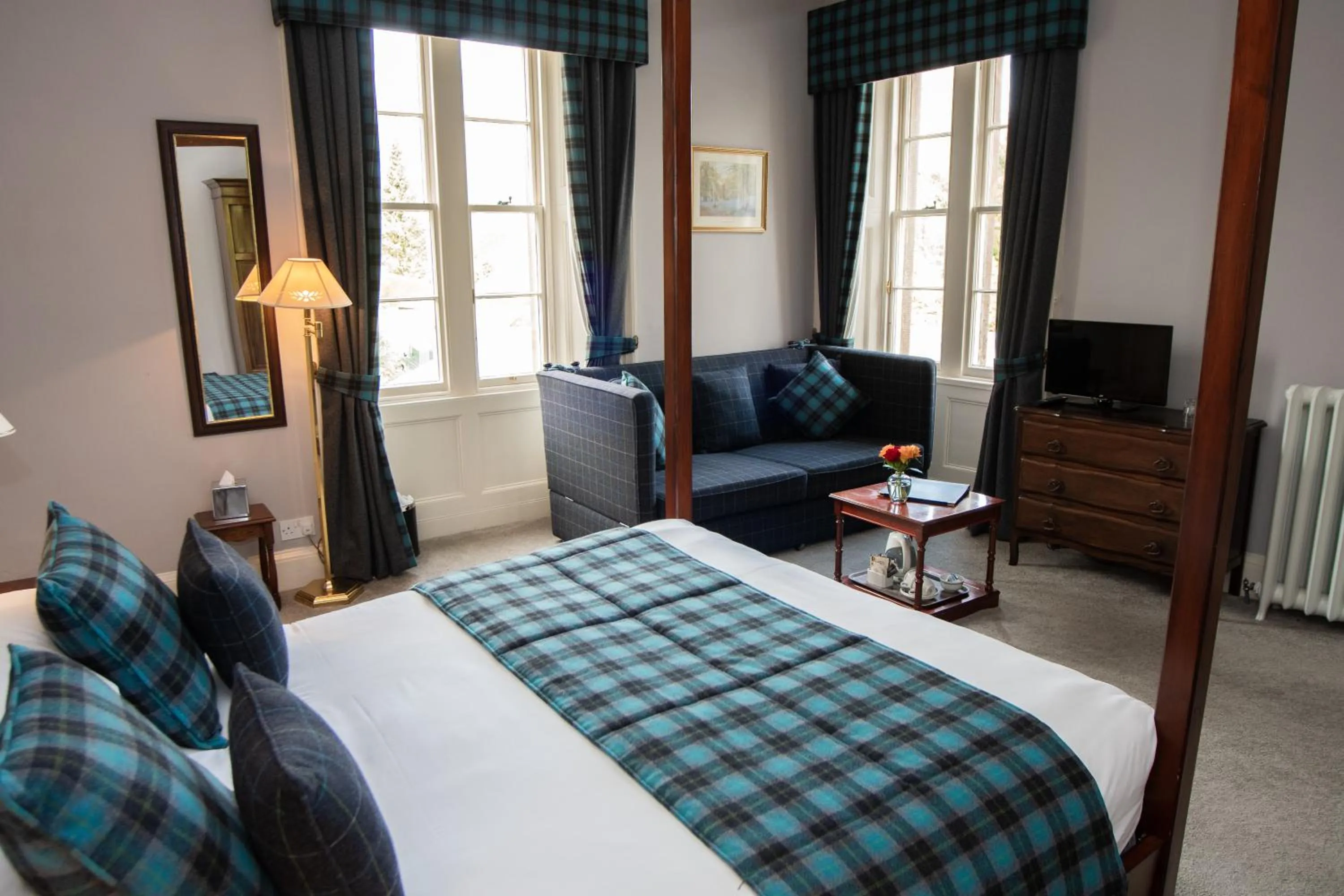 Bed in Chirnside Hall Hotel