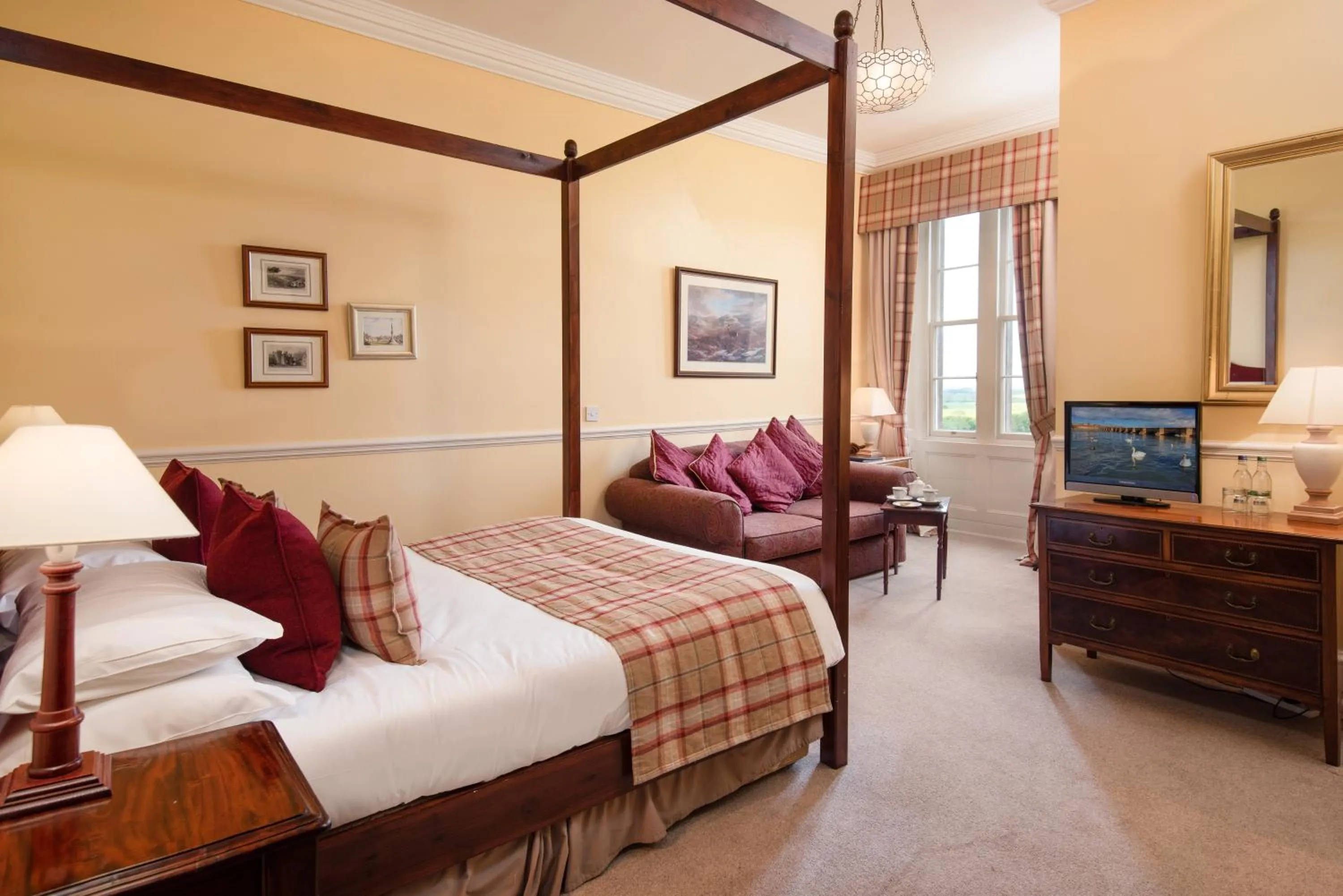Bed in Chirnside Hall Hotel