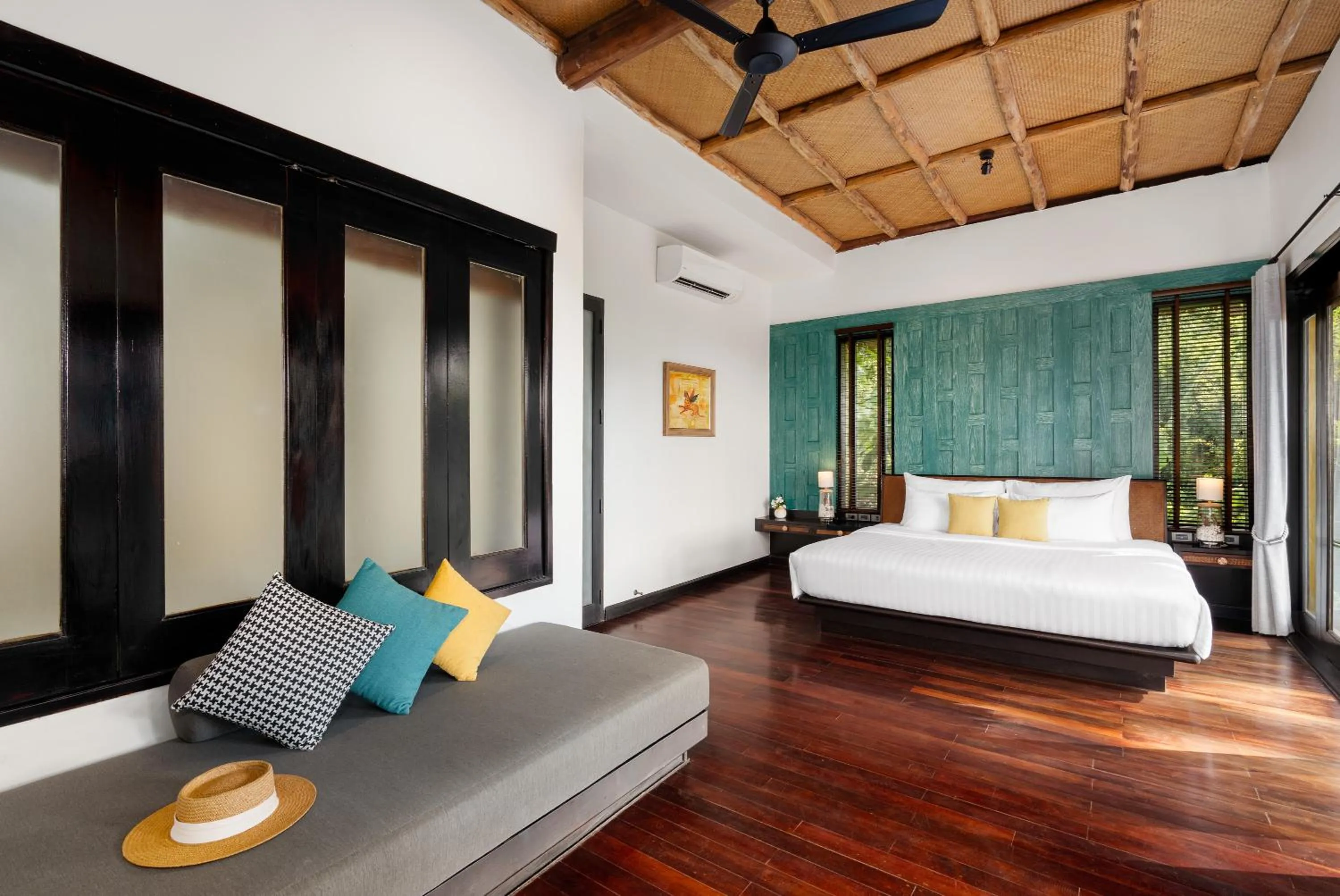 Bed in SAii Phi Phi Island Village