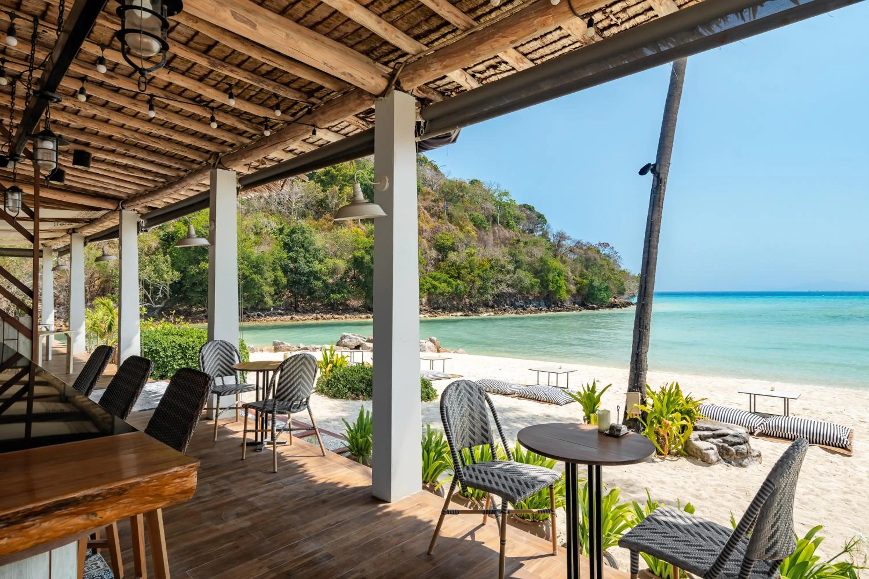 Restaurant/places to eat in SAii Phi Phi Island Village