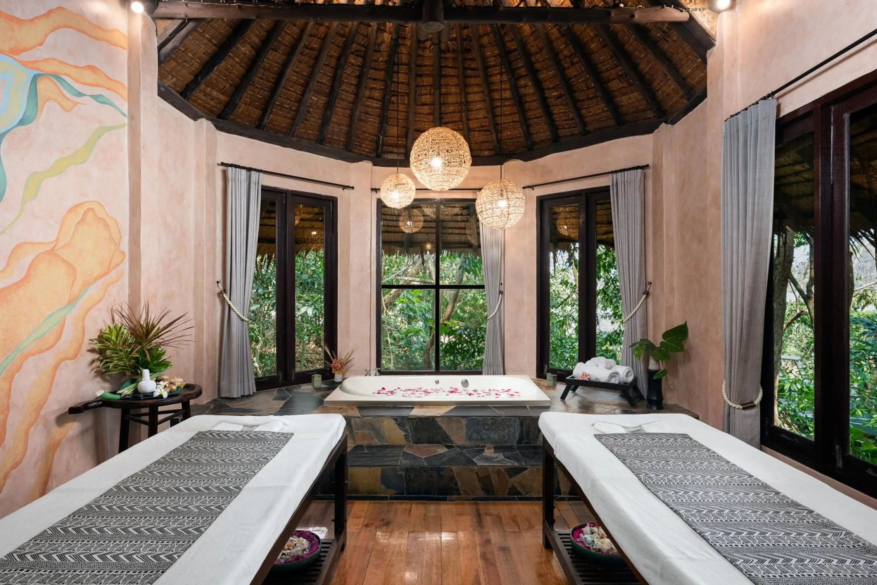 Spa and wellness centre/facilities in SAii Phi Phi Island Village