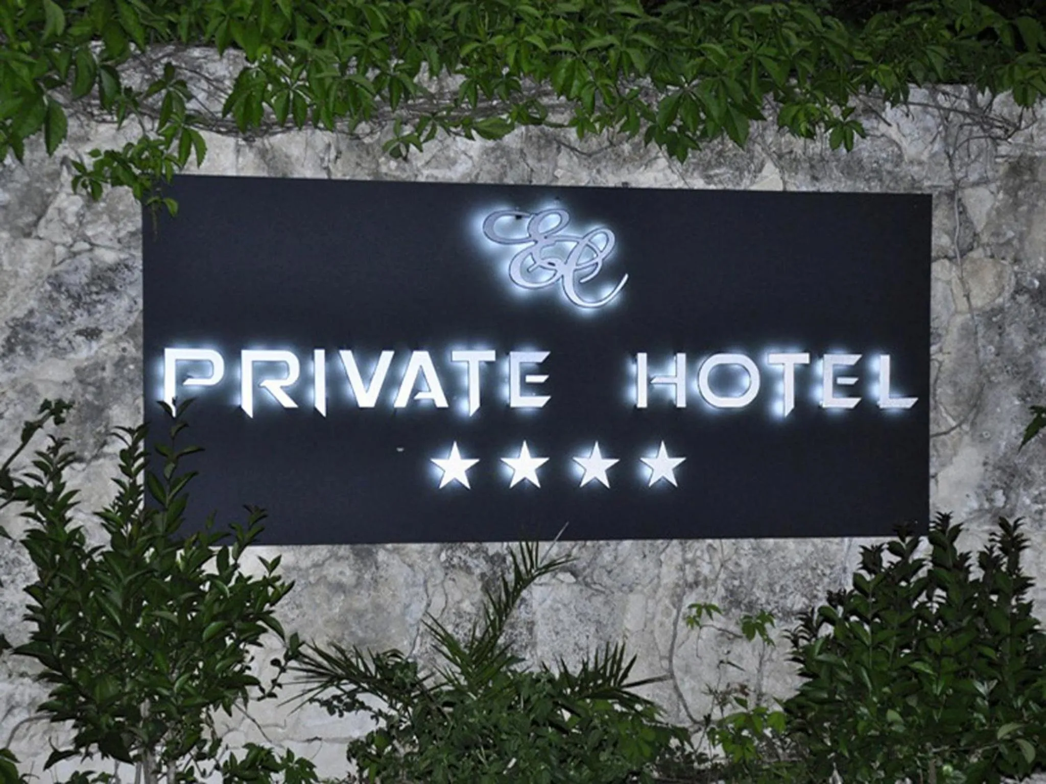 Property logo or sign in Private Hôtel - Adults Only