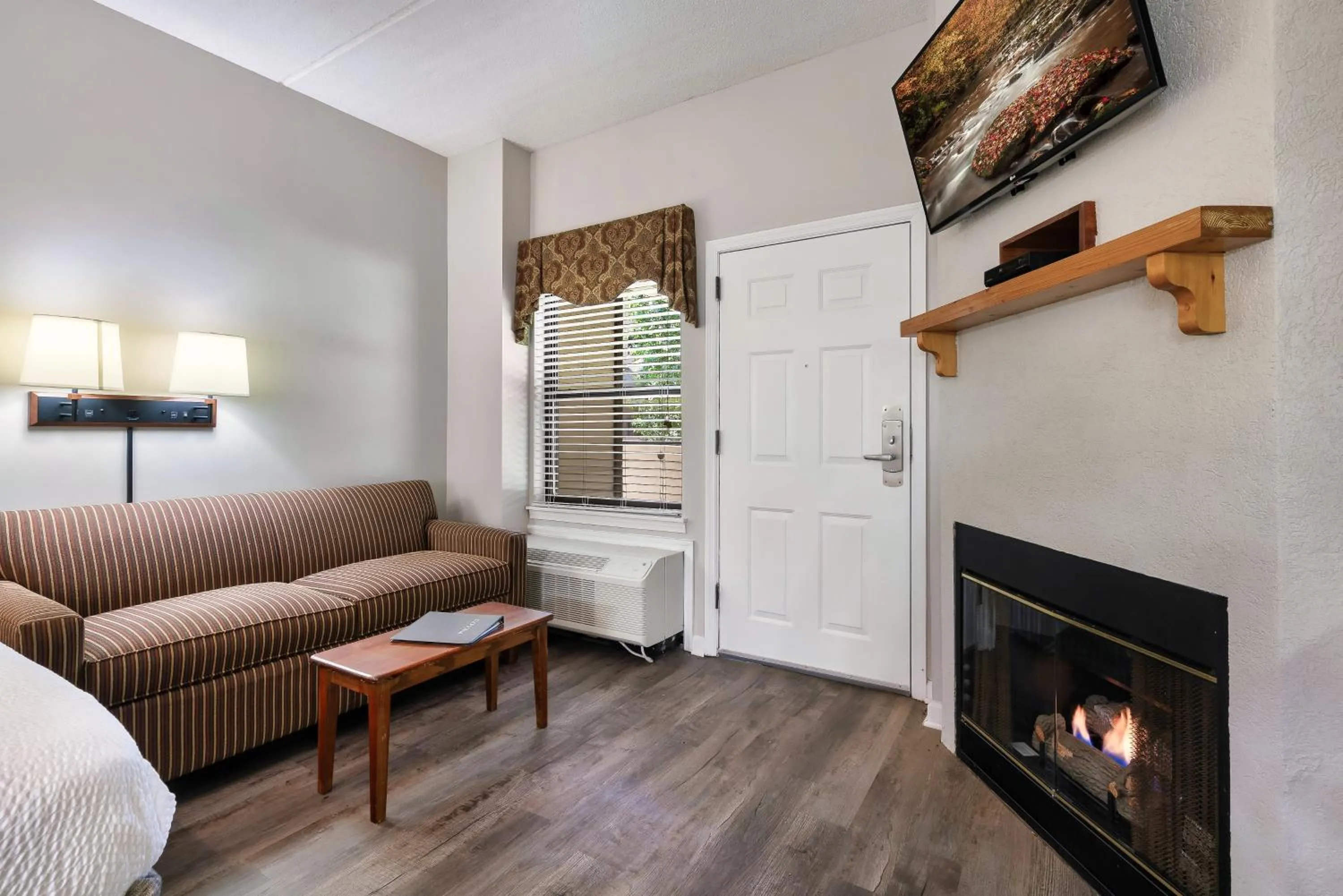 Gatlinburg Town Square