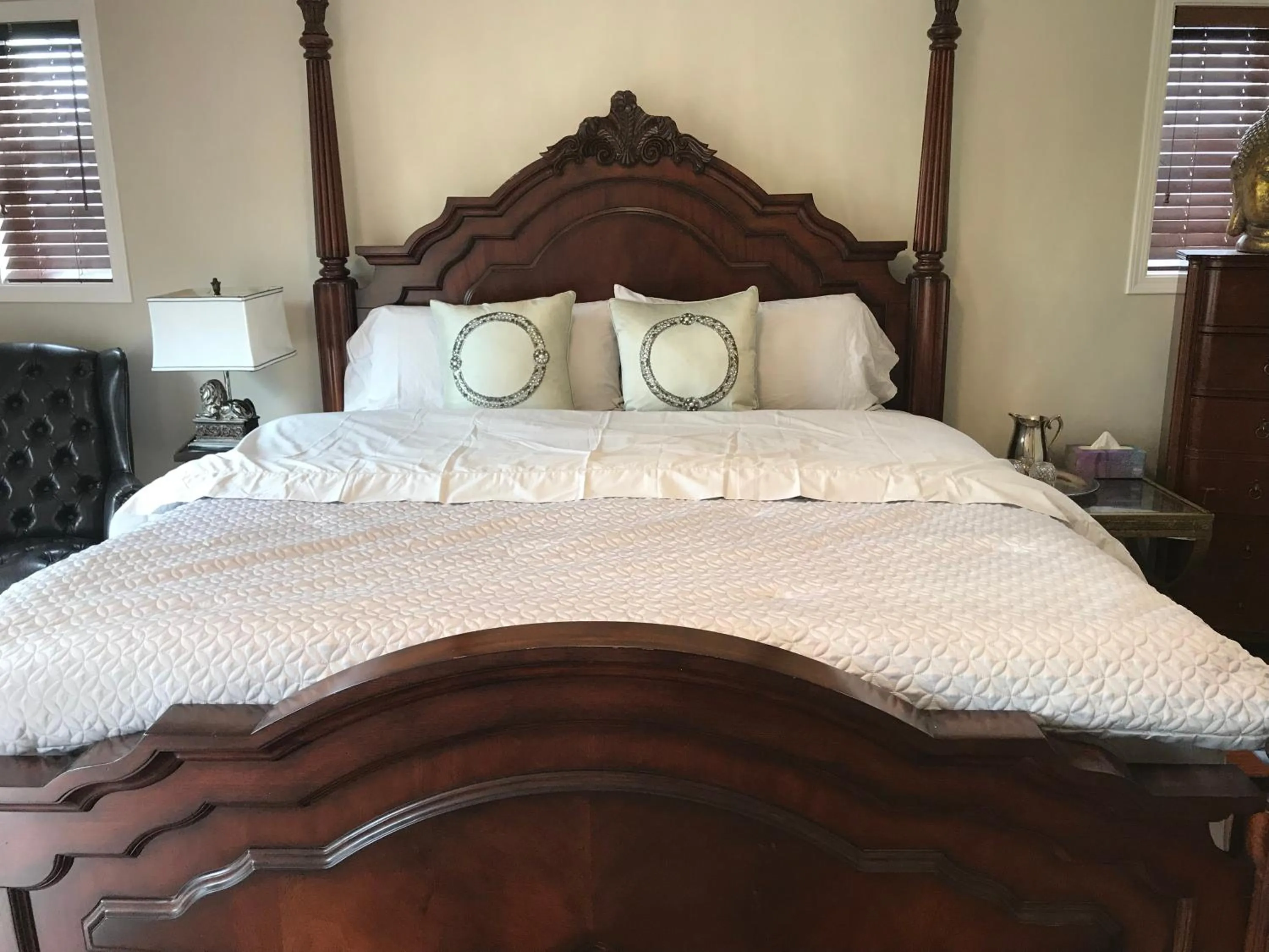 Bed in Royalty B&B