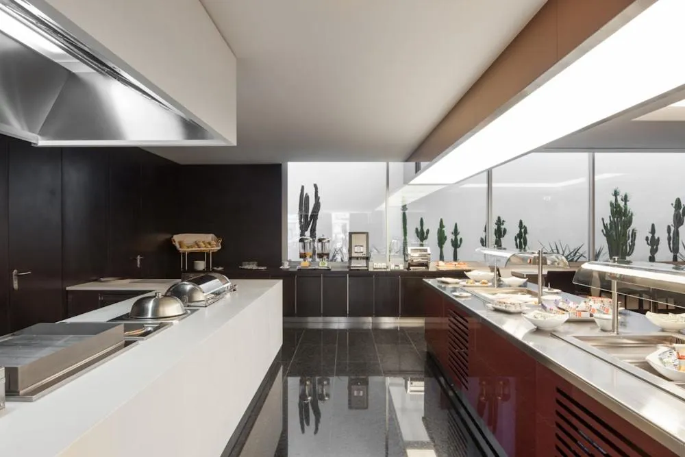 Restaurant/places to eat in Hotel 3K Europa