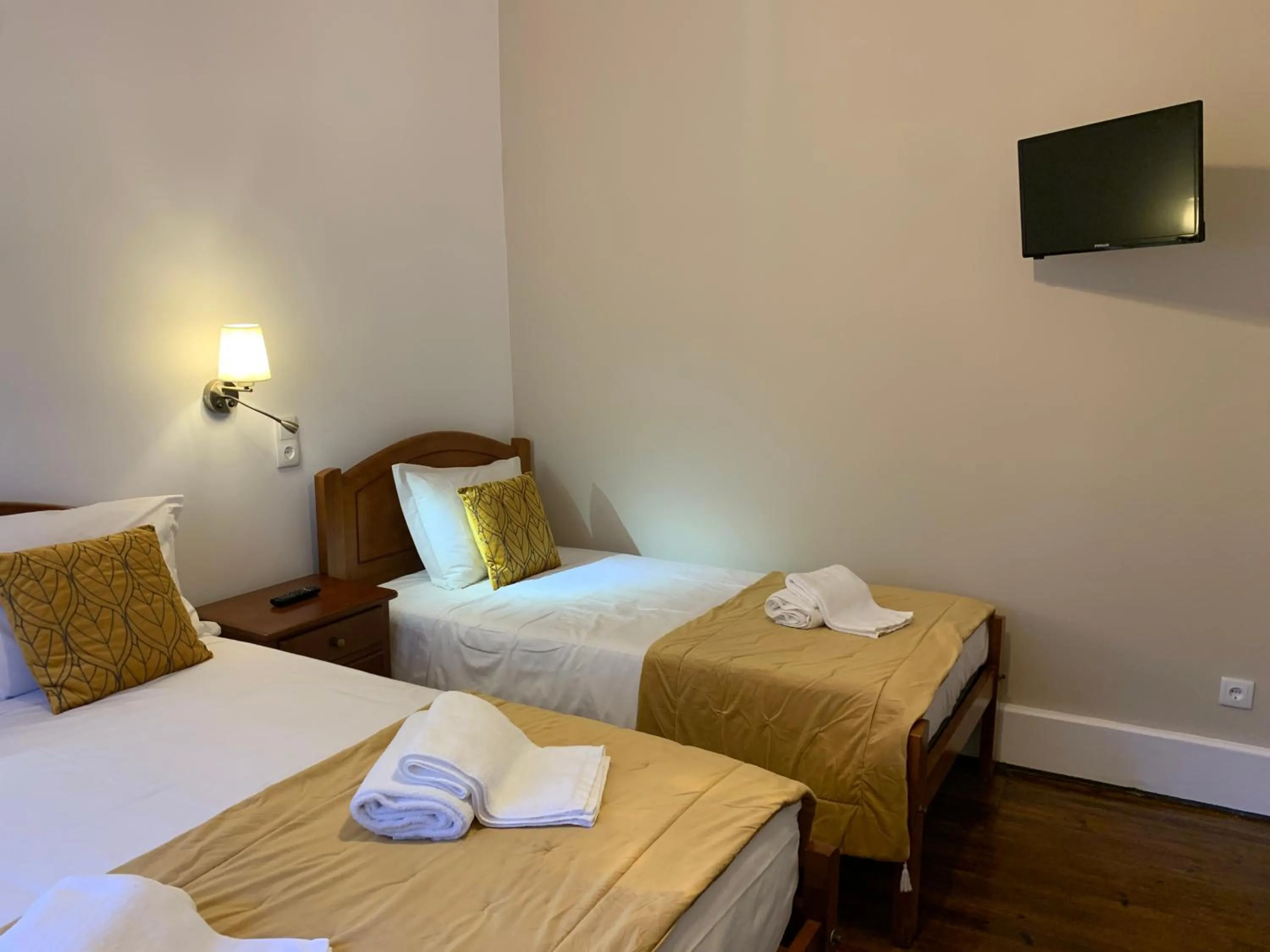 Bedroom, Bed in A Portuguesa Guest House