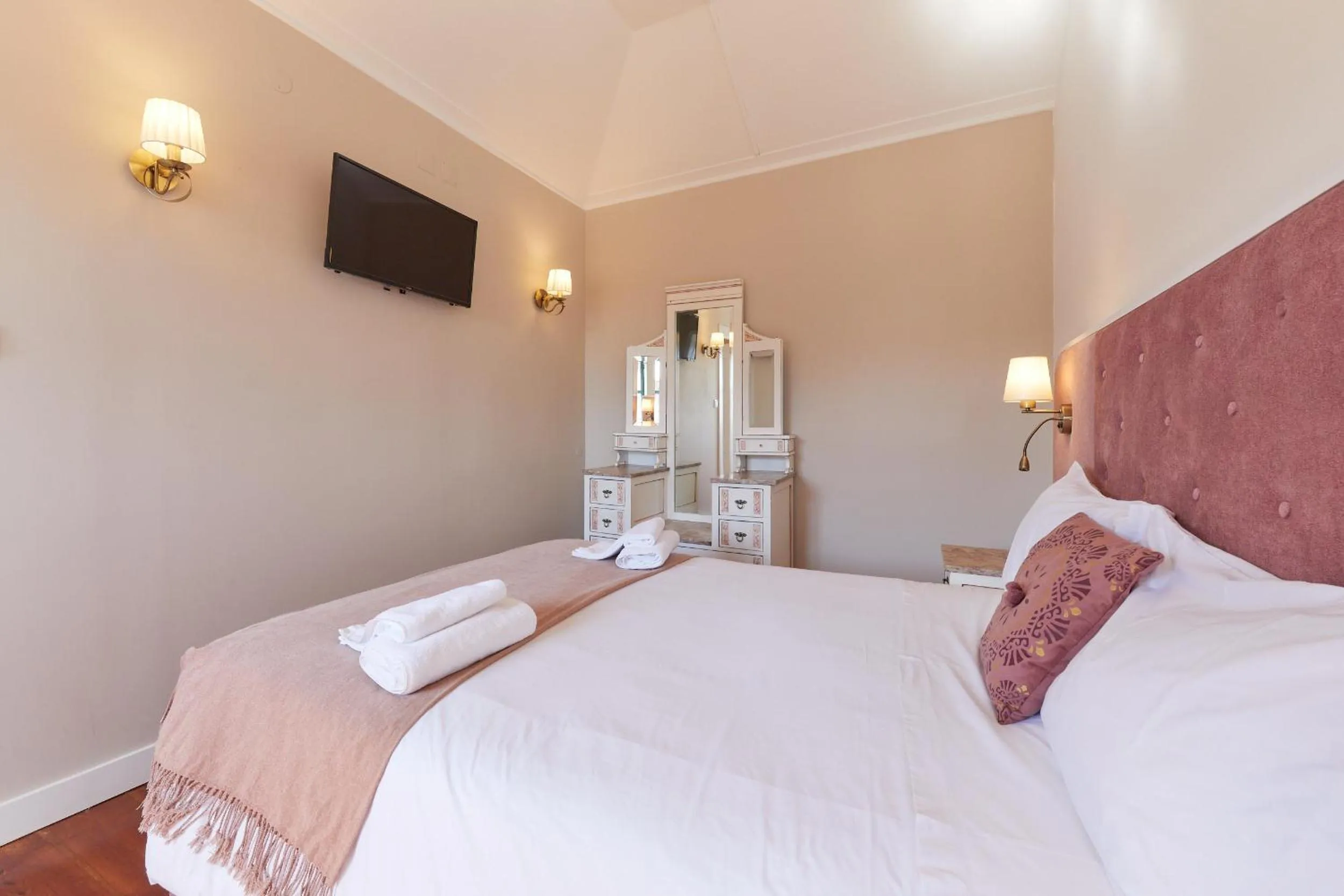 Bed in A Portuguesa Guest House