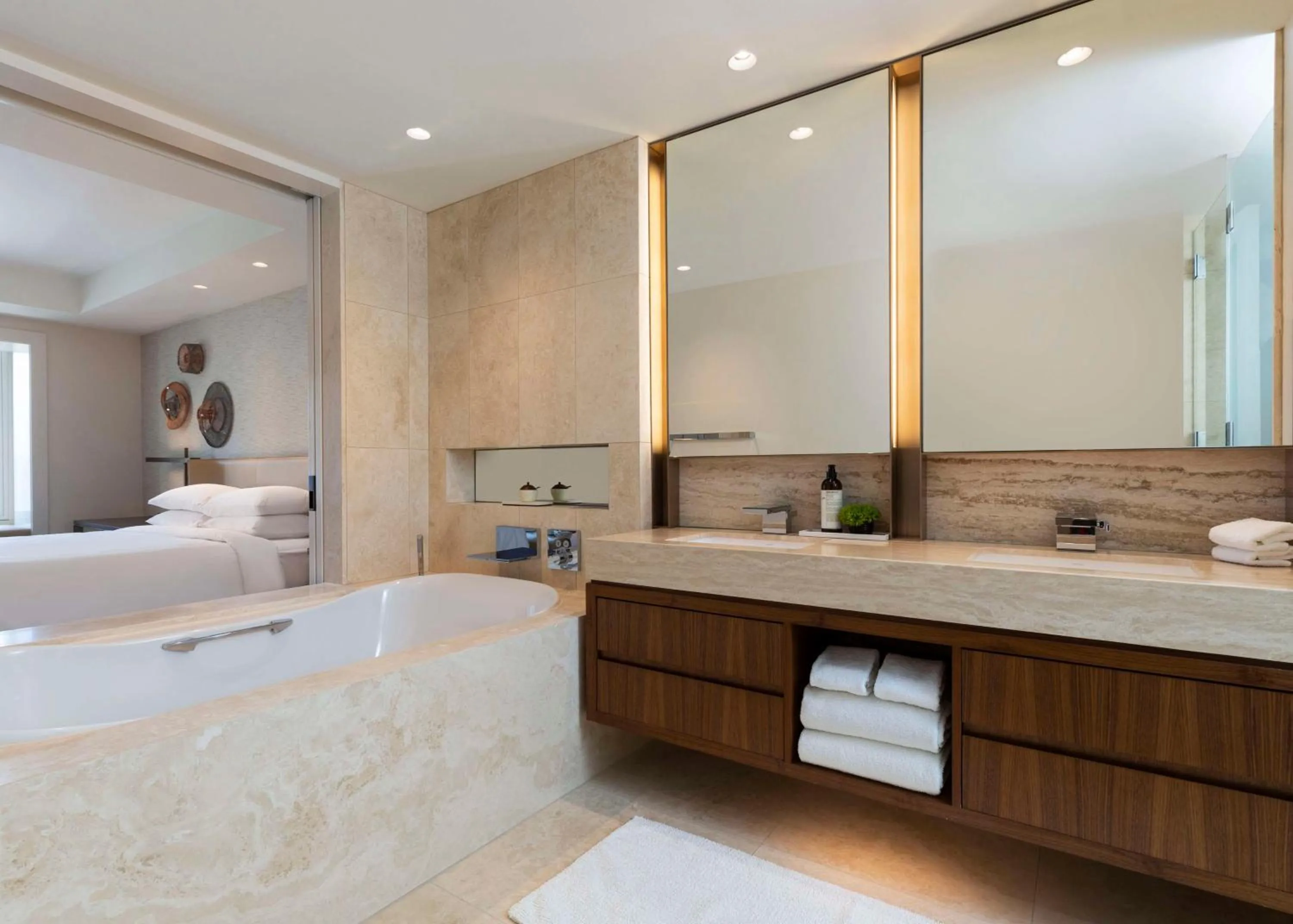 Bathroom, Bed in Park Hyatt Chicago