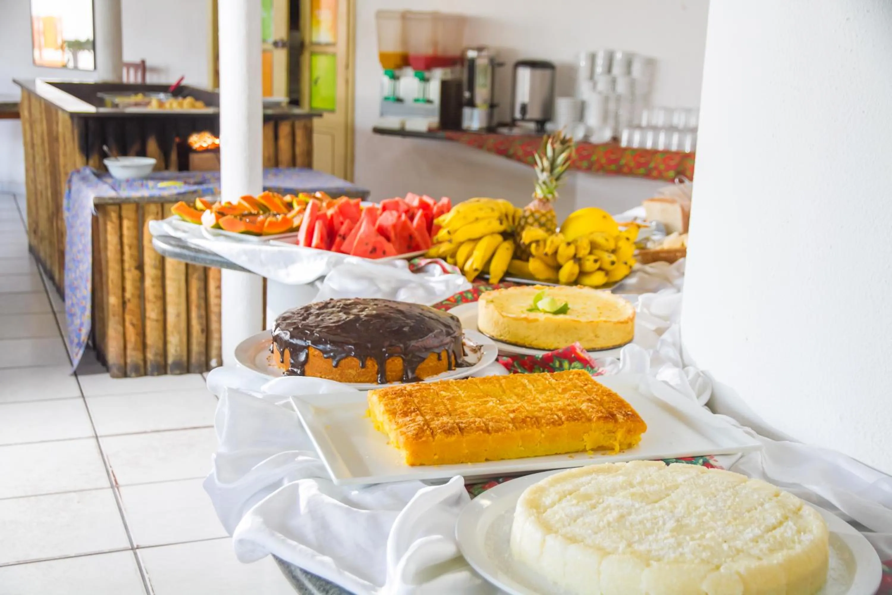 American breakfast in Garça Branca Praia Hotel
