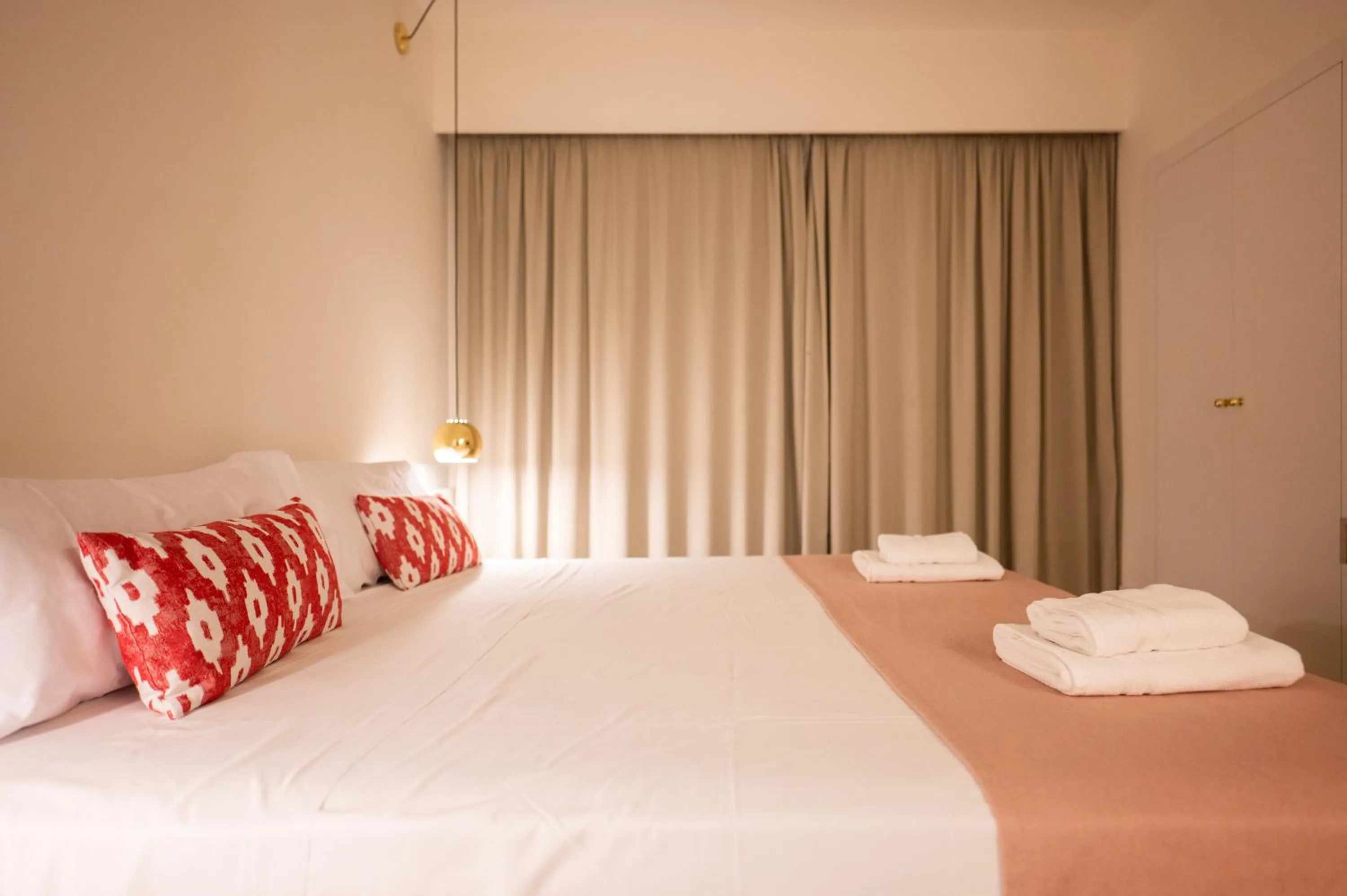 Bed in Sol i Vida Hotel - Adults Only