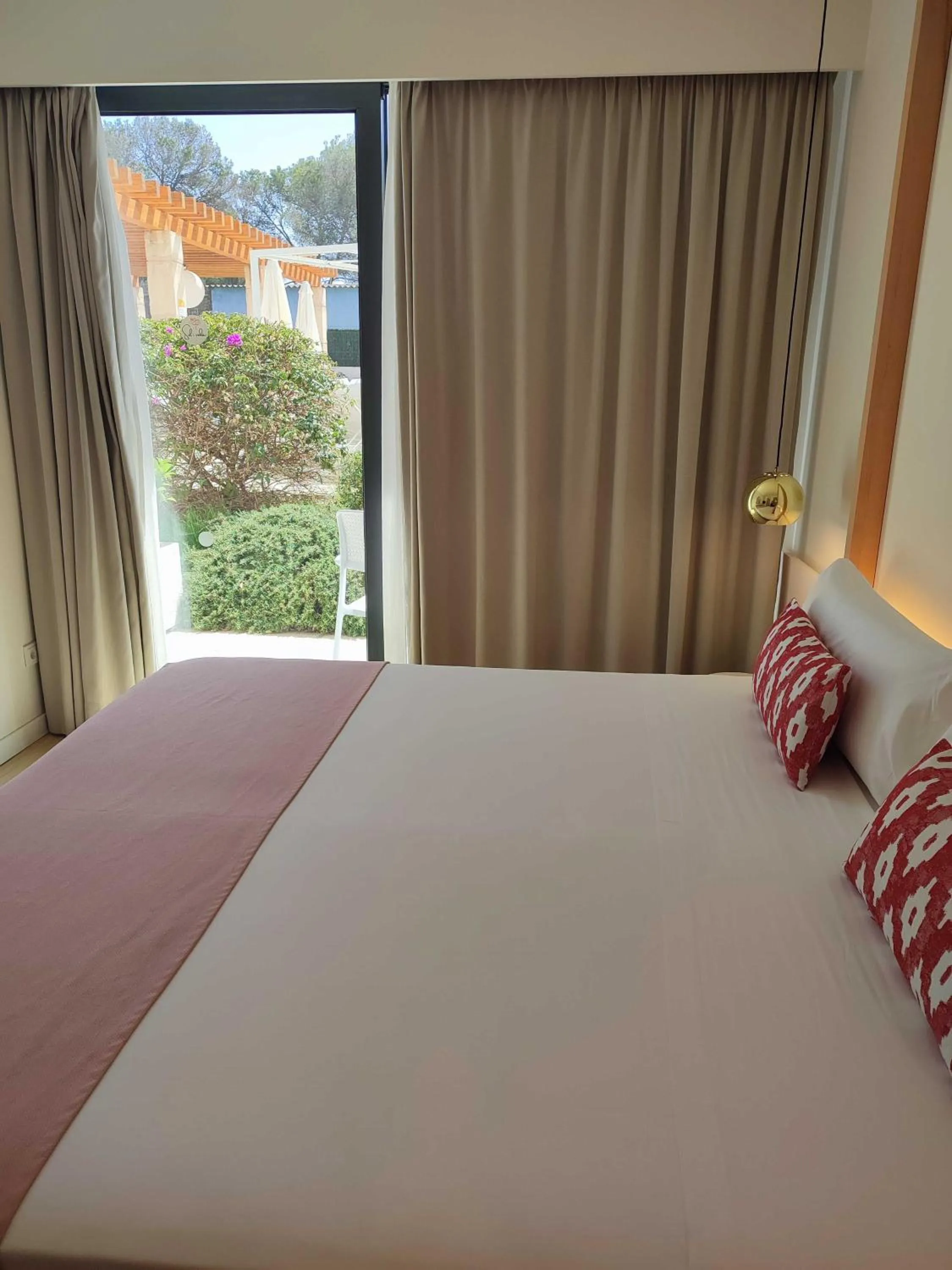 Bed in Sol i Vida Hotel - Adults Only