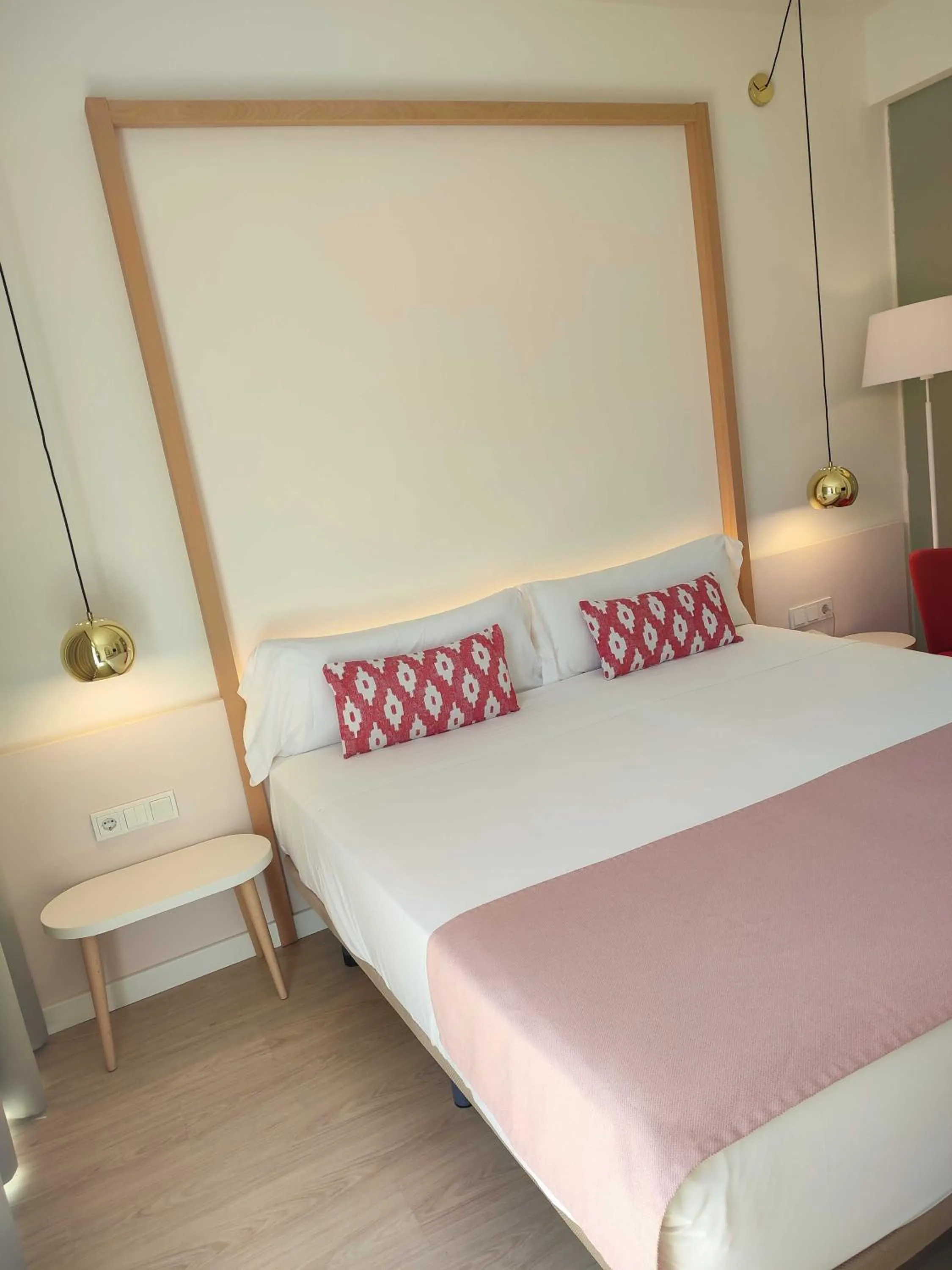 Bed in Sol i Vida Hotel - Adults Only