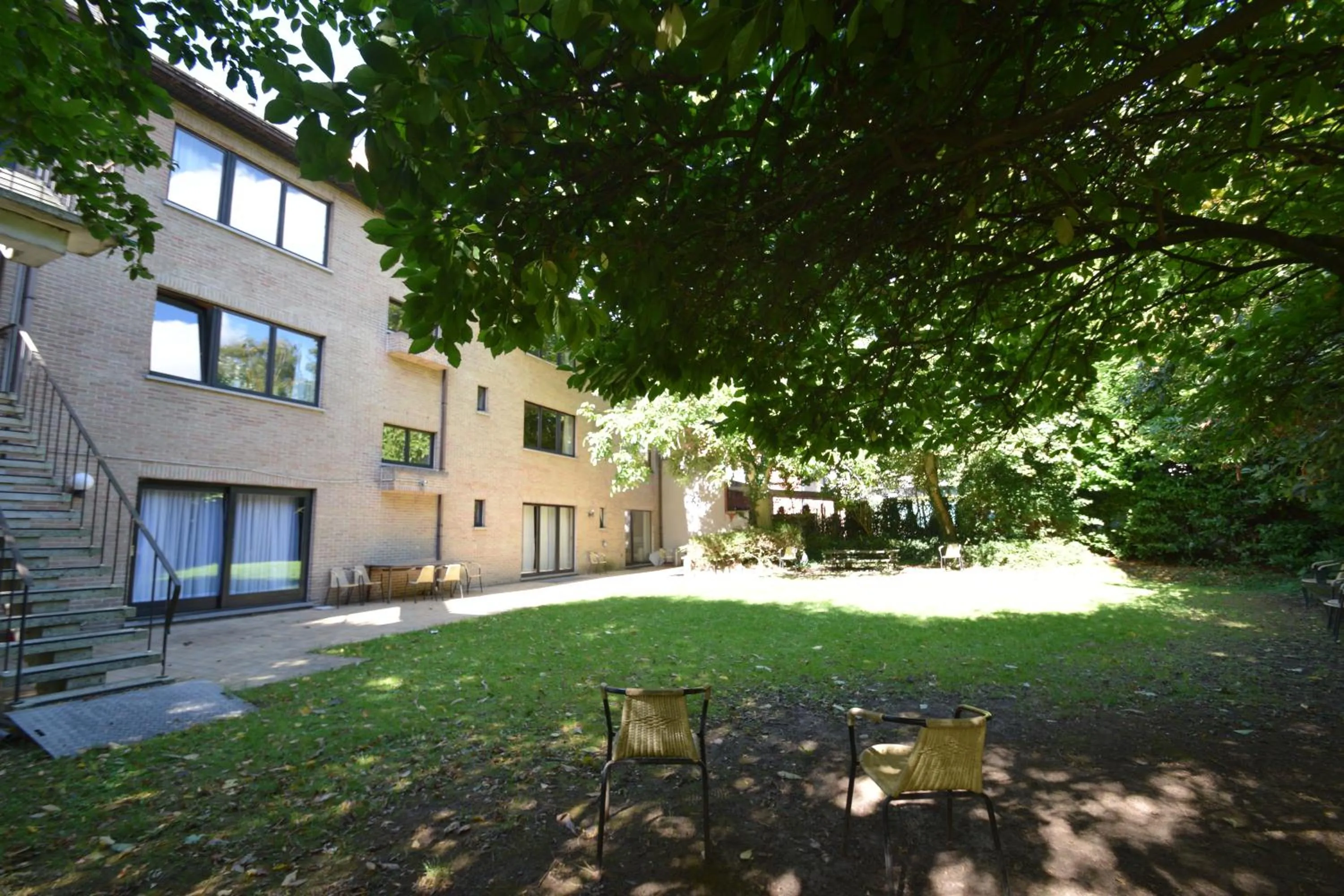 Garden in Budget Flats Brussels