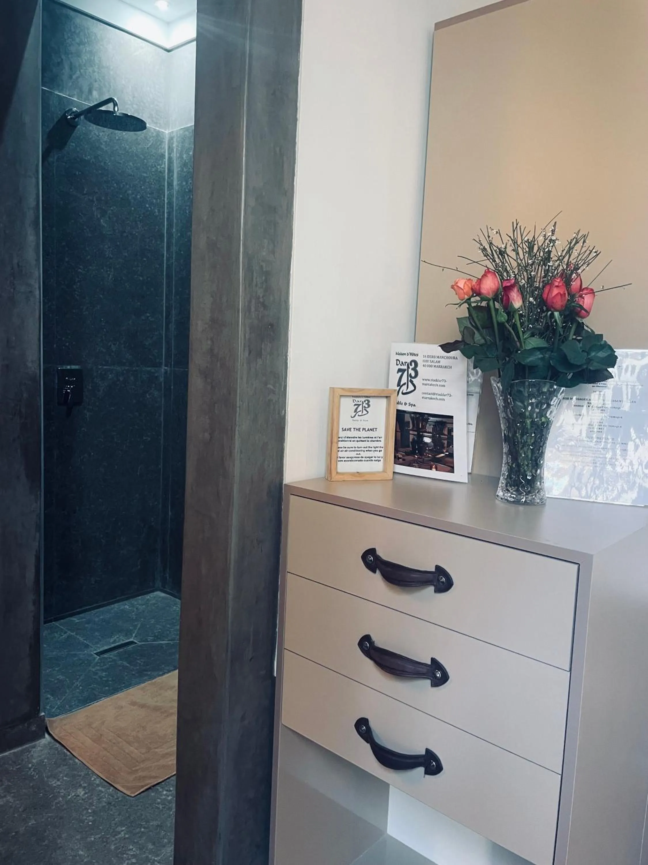 Shower in Riad Dar 73