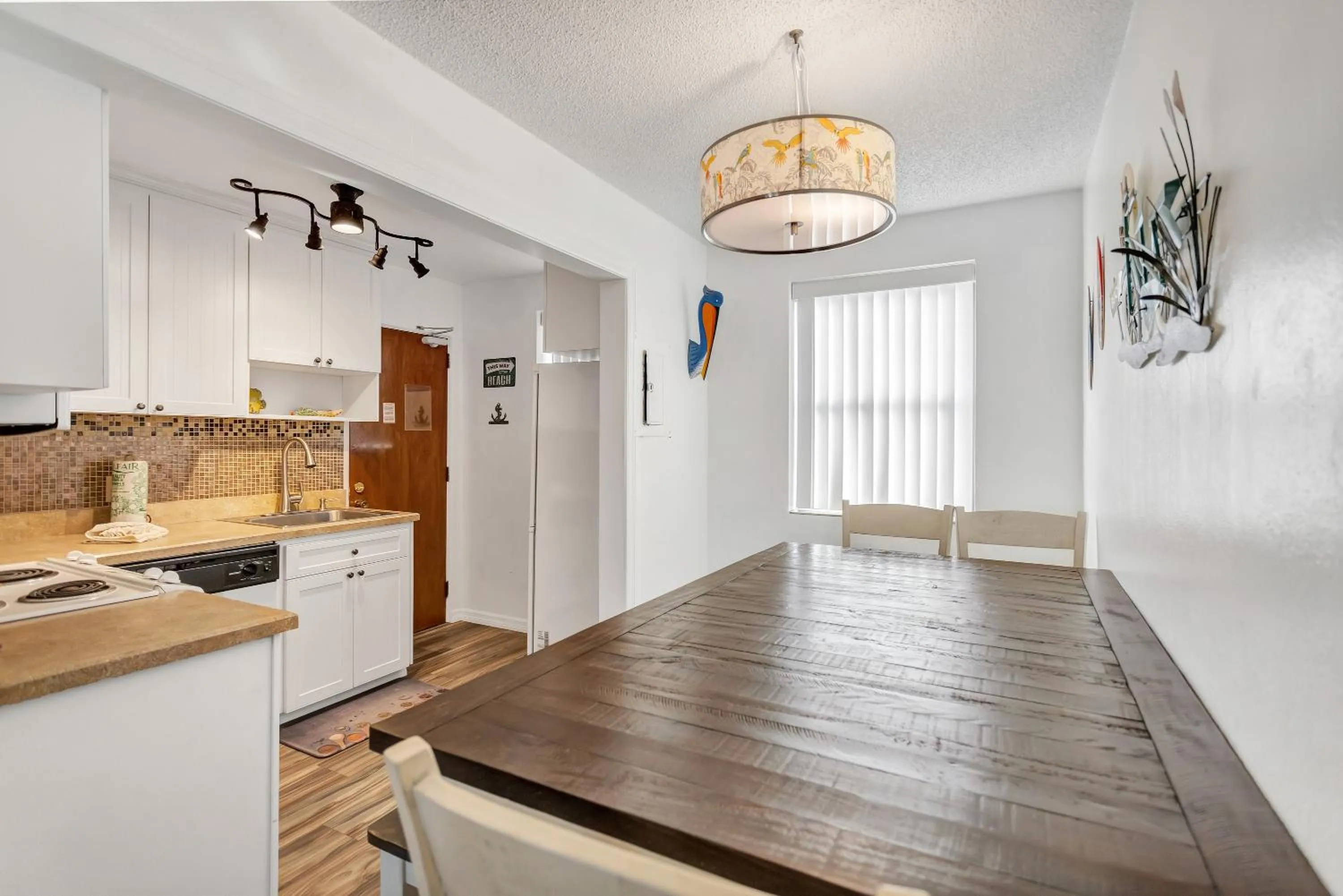 Kitchen or kitchenette in Gulf Winds Resort by Travel Resort Services