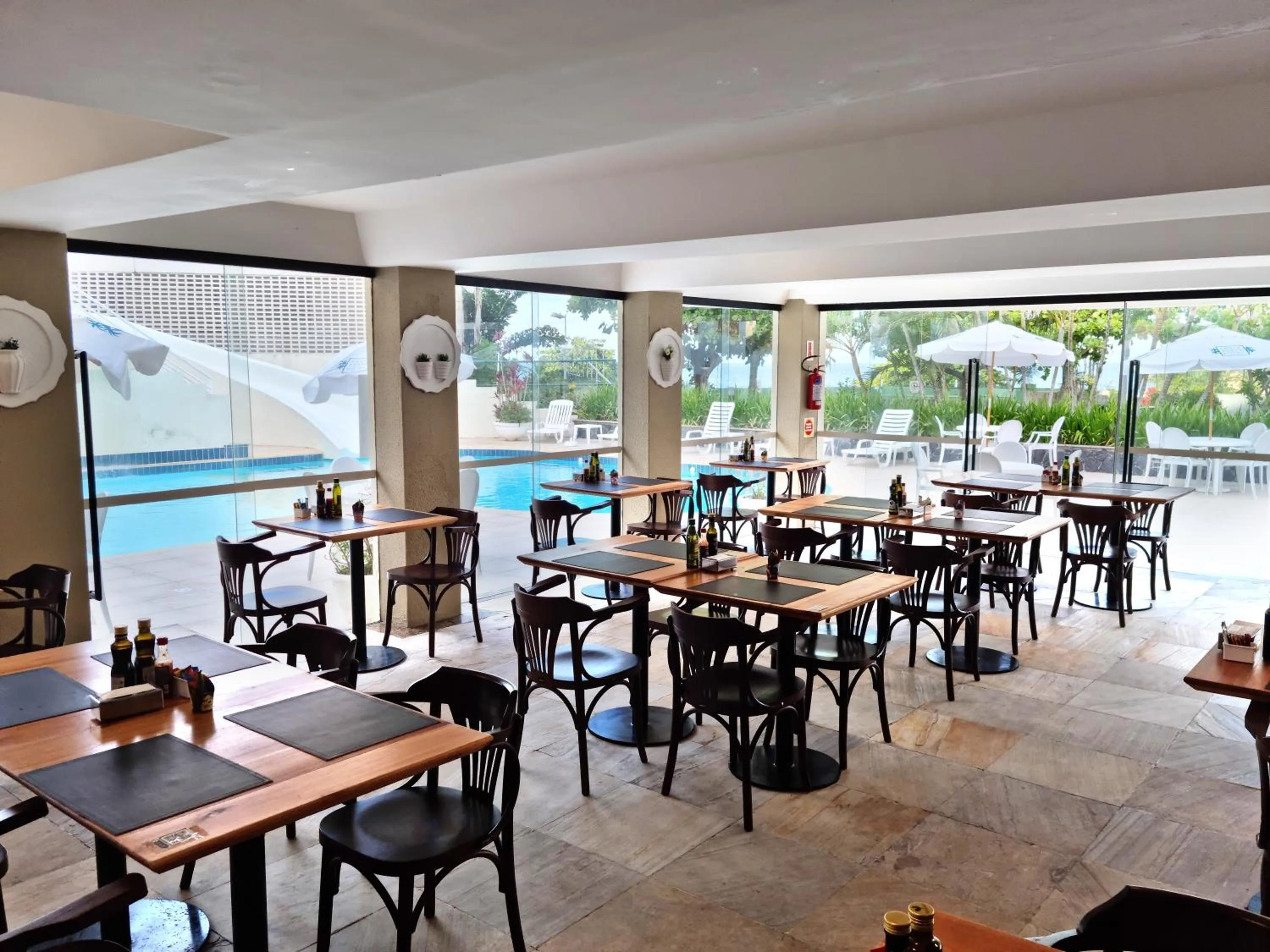 Restaurant/places to eat in Praia Brava Hotel