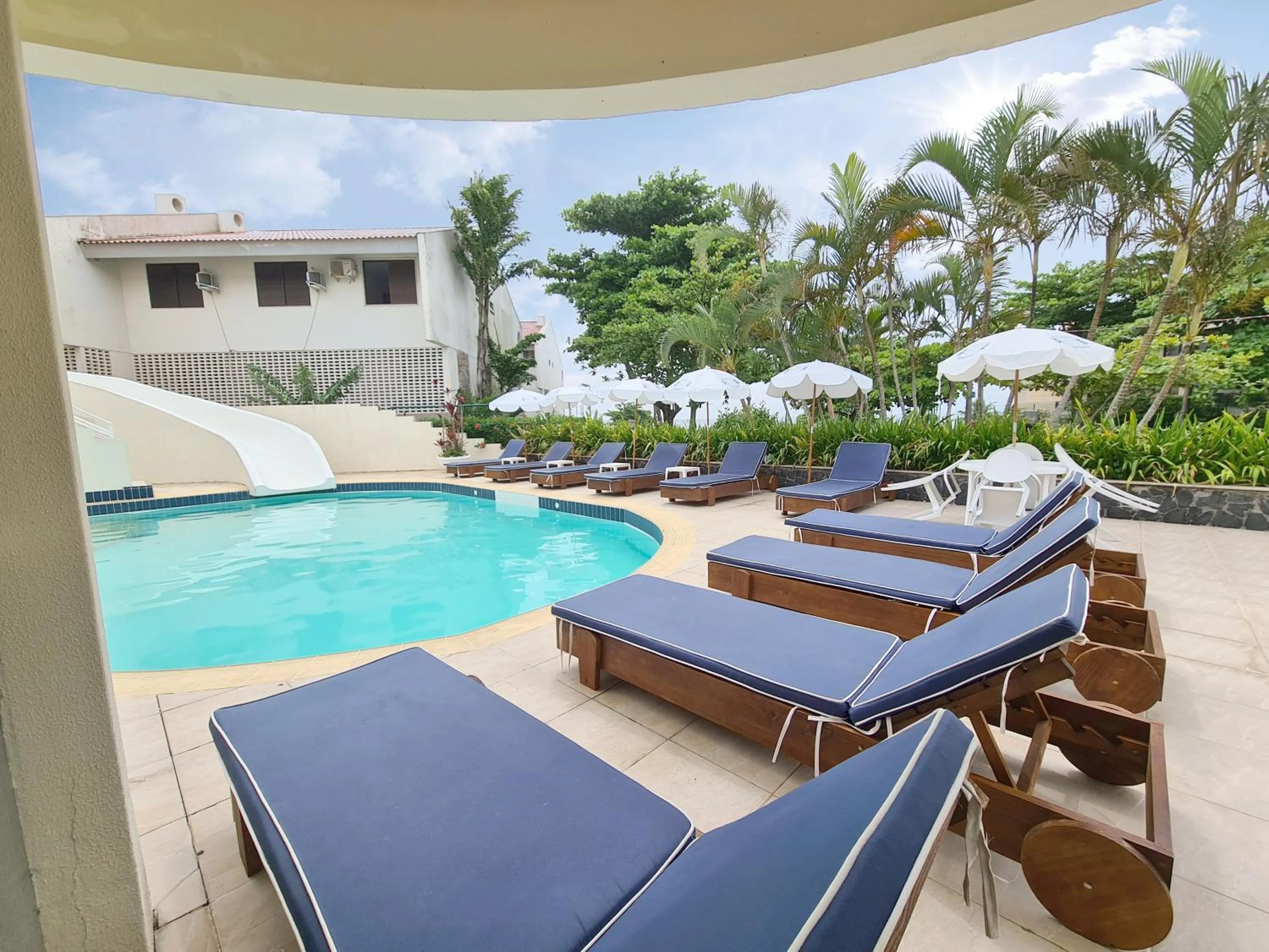 Swimming pool in Praia Brava Hotel