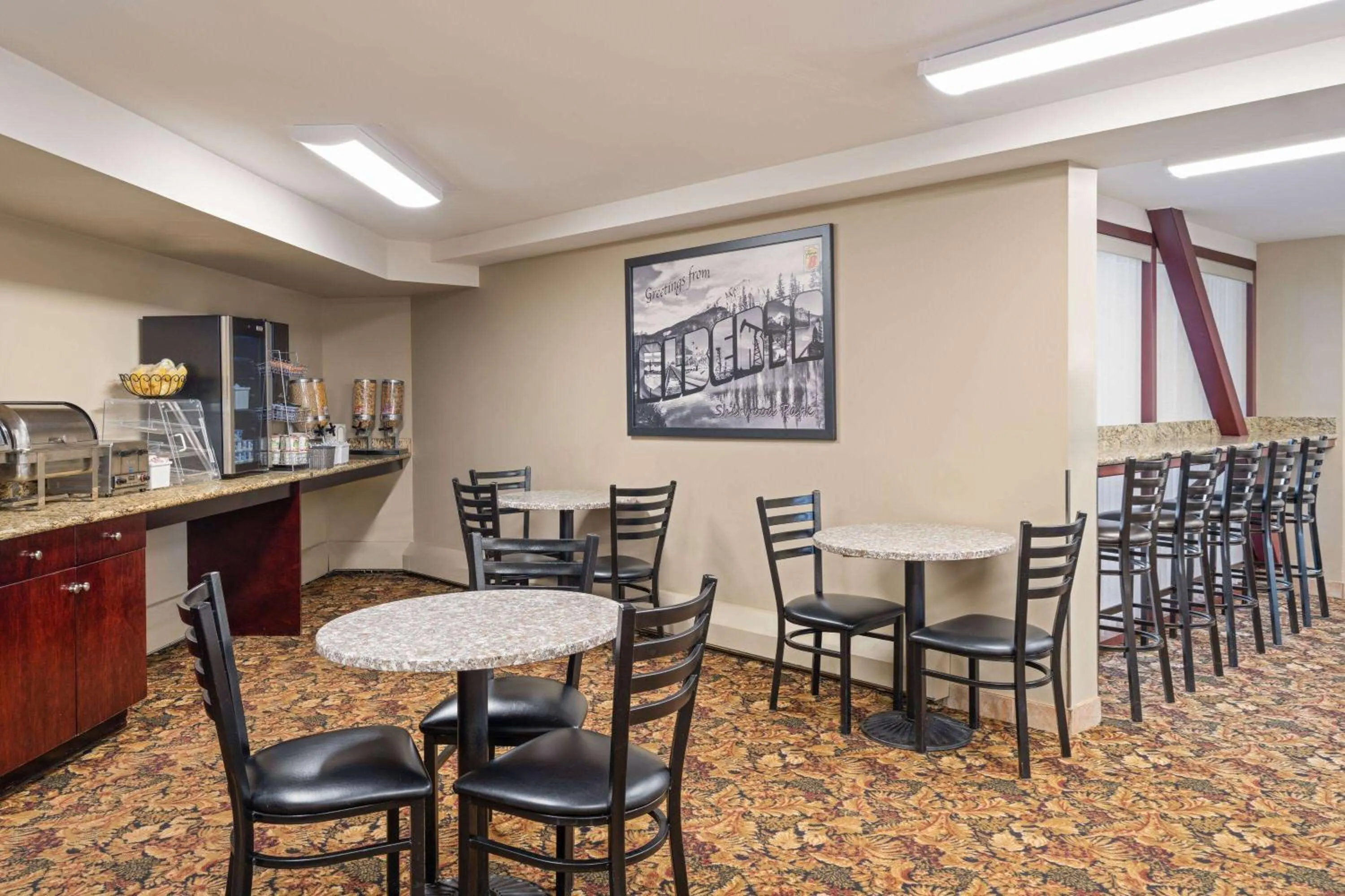 Breakfast in Super 8 by Wyndham Sherwood Park/Edmonton Area