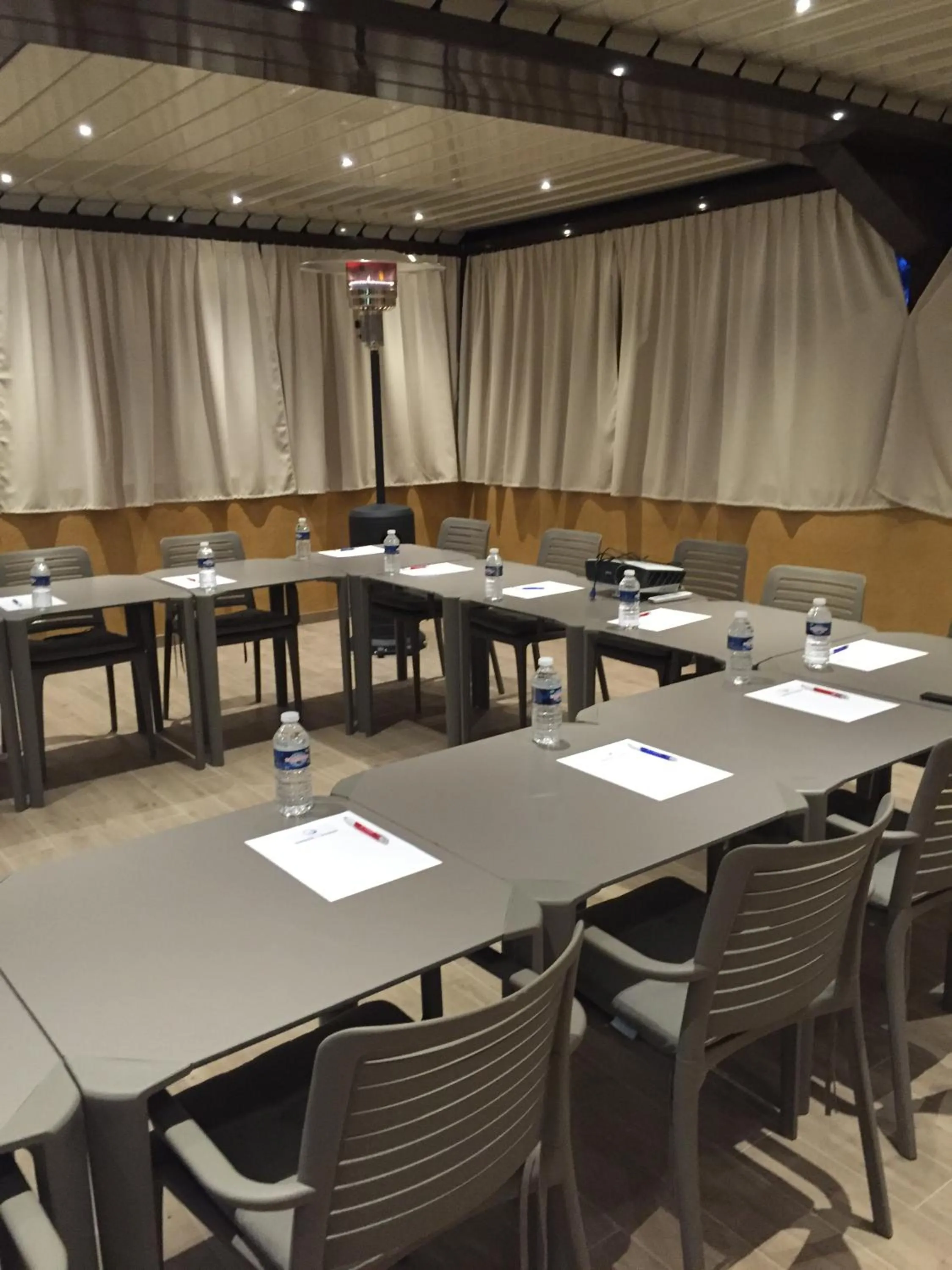 Meeting/conference room in Hôtel Corniche du Liouquet
