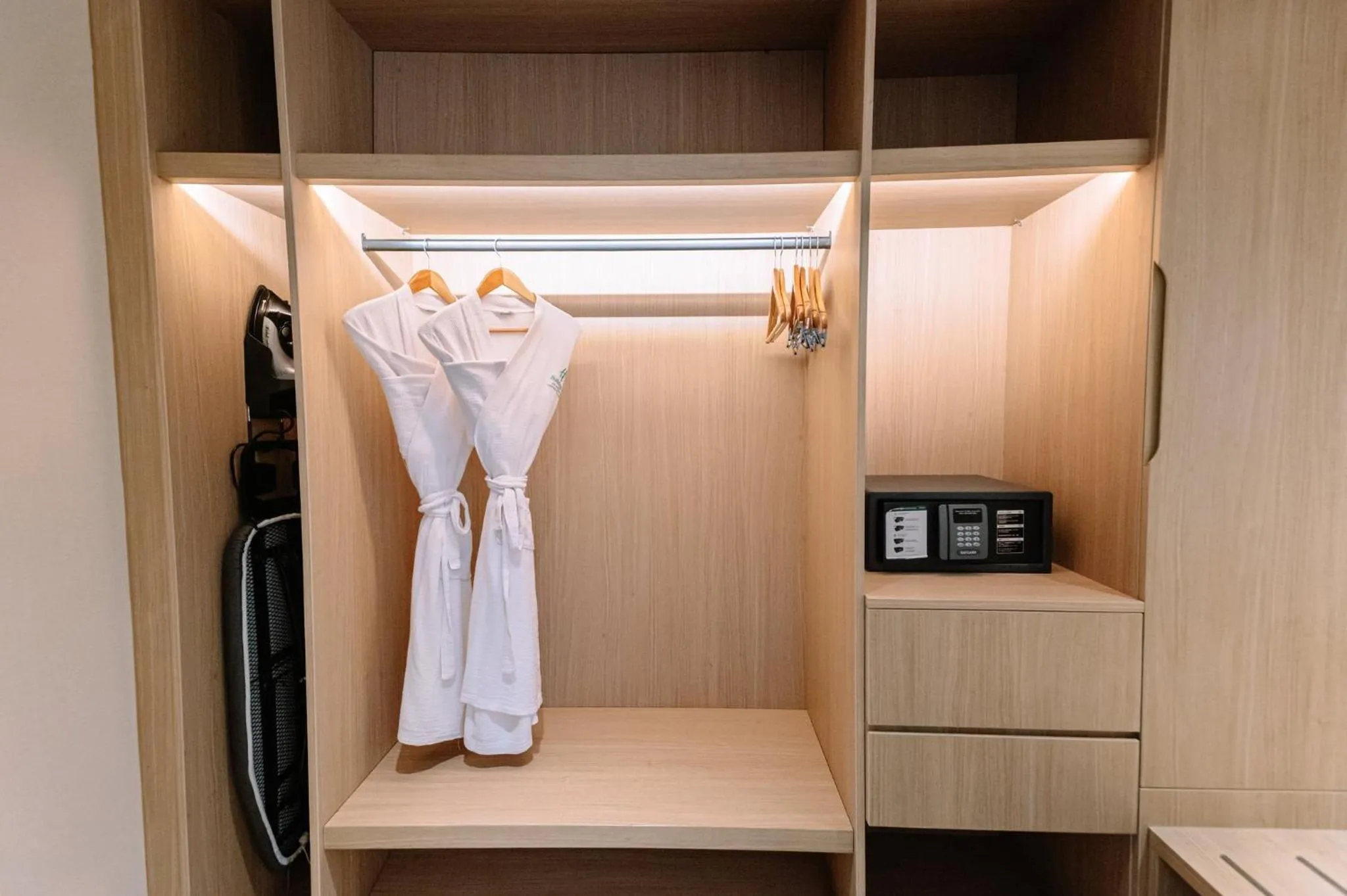 Photo of the whole room in Holiday Inn Lampung Bukit Randu by IHG