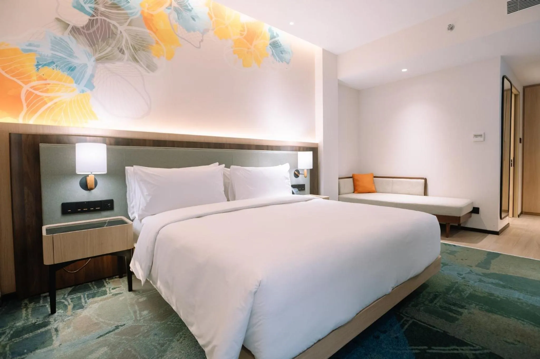 Photo of the whole room, Bed in Holiday Inn Lampung Bukit Randu by IHG