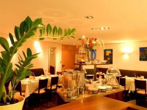 Restaurant/places to eat in Hotel Sterkel