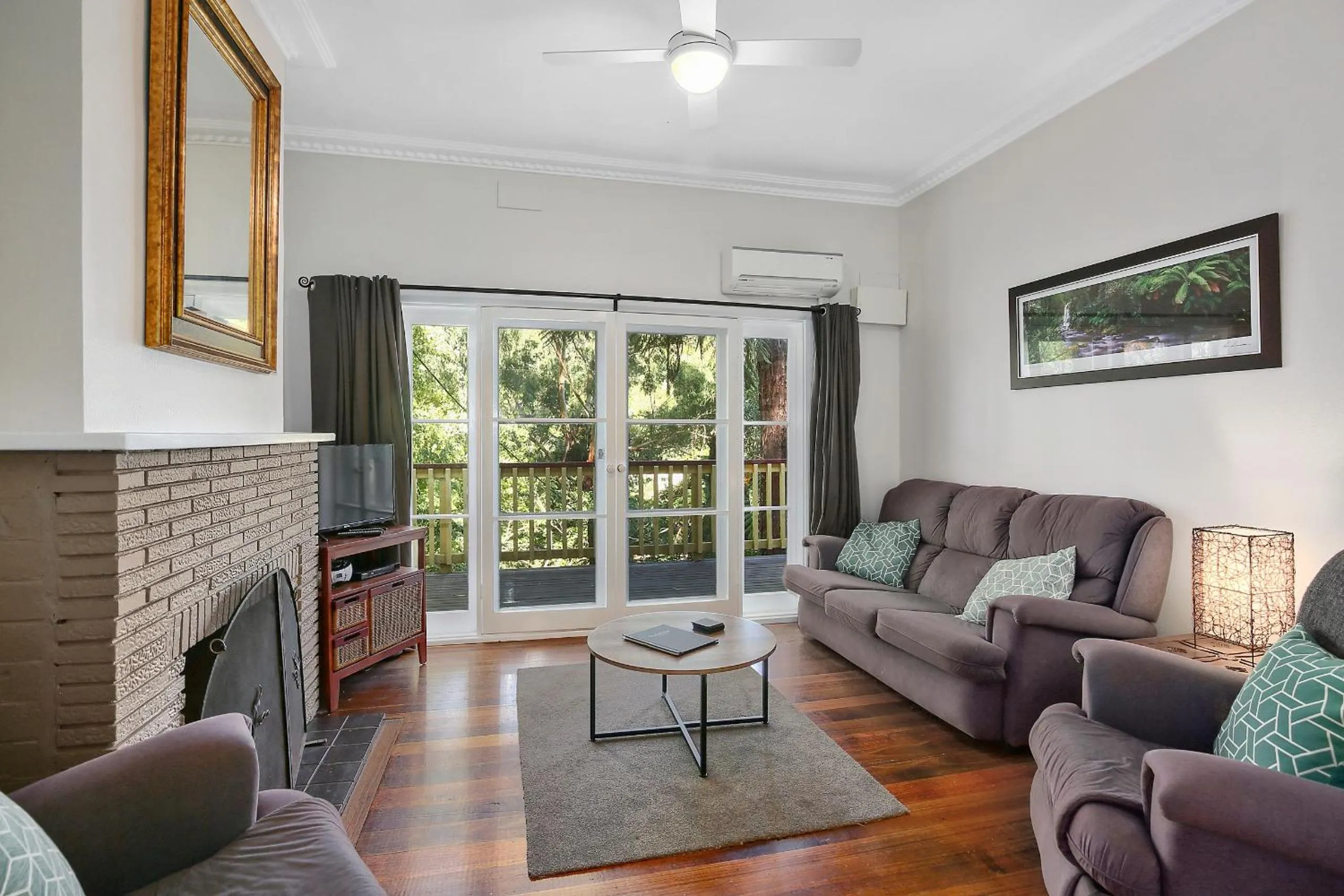 BBQ facilities in Charnwood Cottages in Warburton