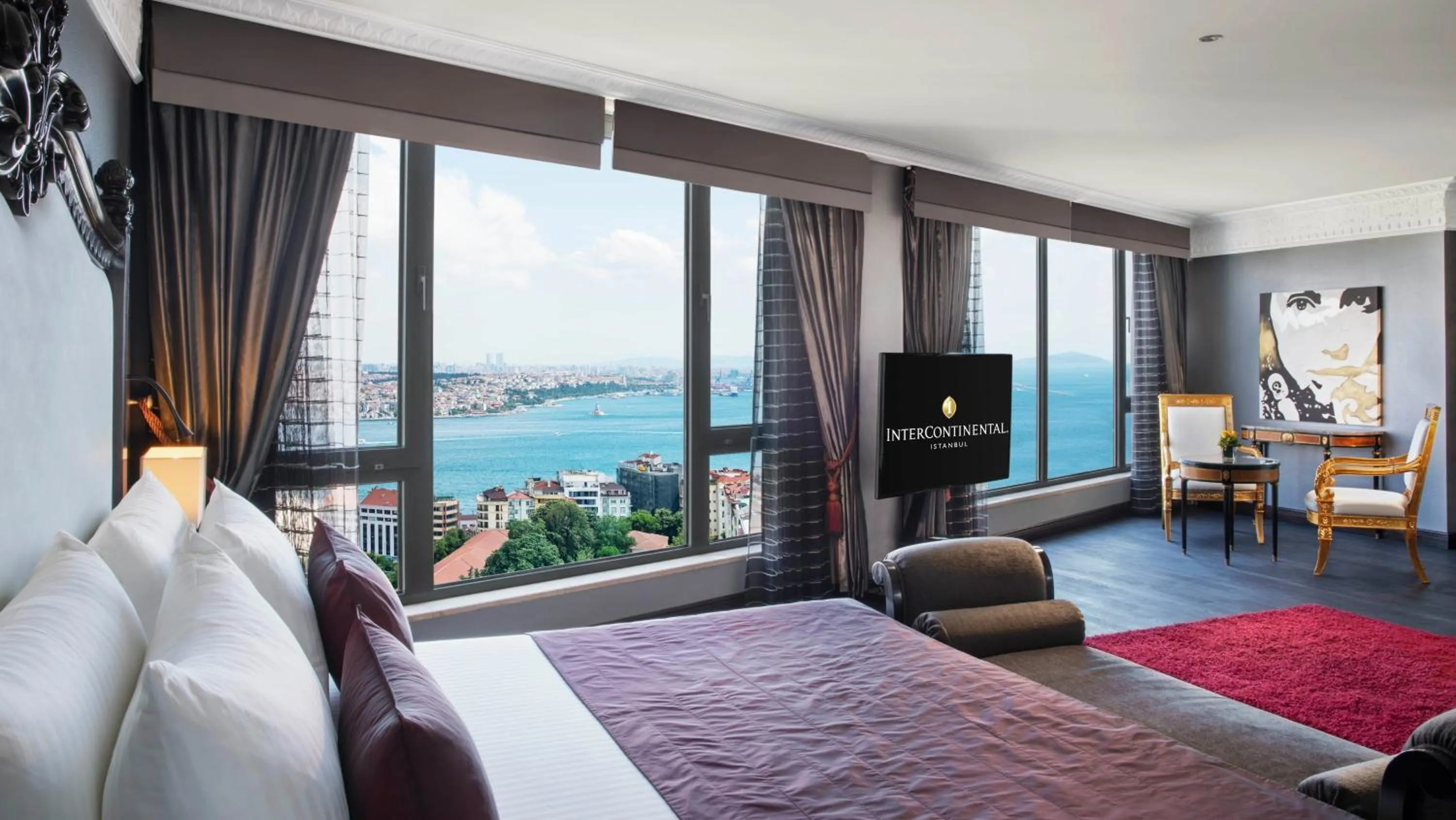 Photo of the whole room, Bed in InterContinental Istanbul by IHG
